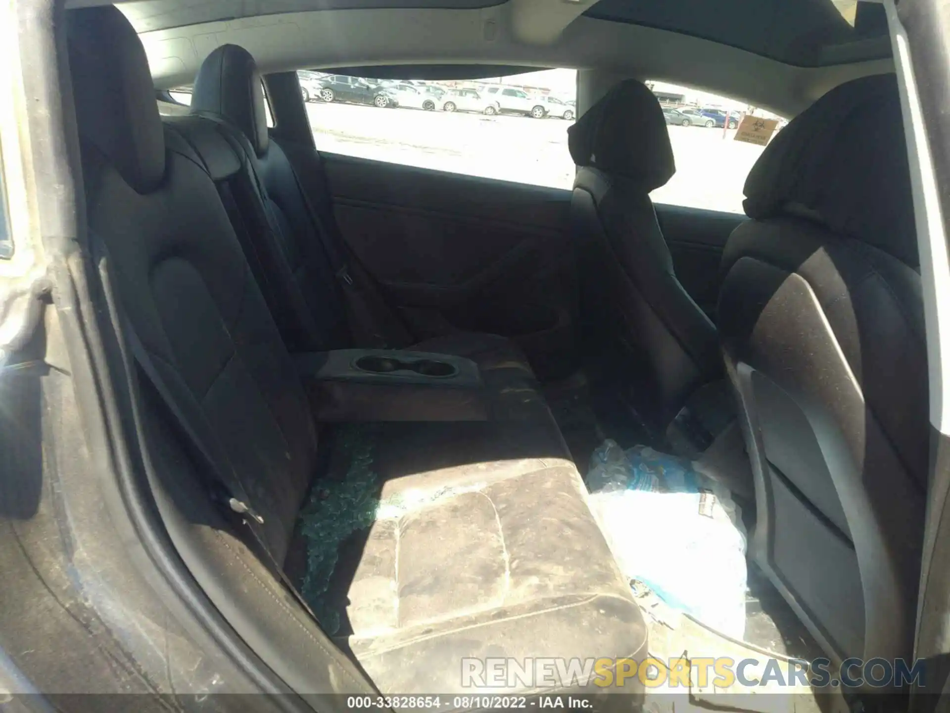 8 Фотография поврежденного автомобиля 5YJ3E1EB4KF364697 TESLA MODEL 3 2019