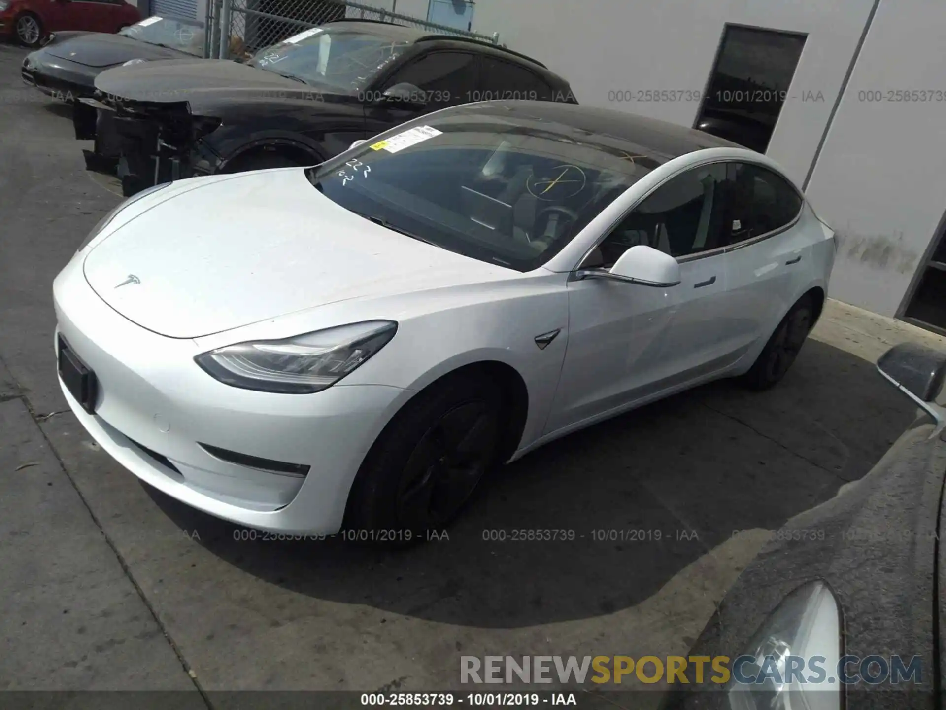 2 Фотография поврежденного автомобиля 5YJ3E1EB4KF388059 TESLA MODEL 3 2019