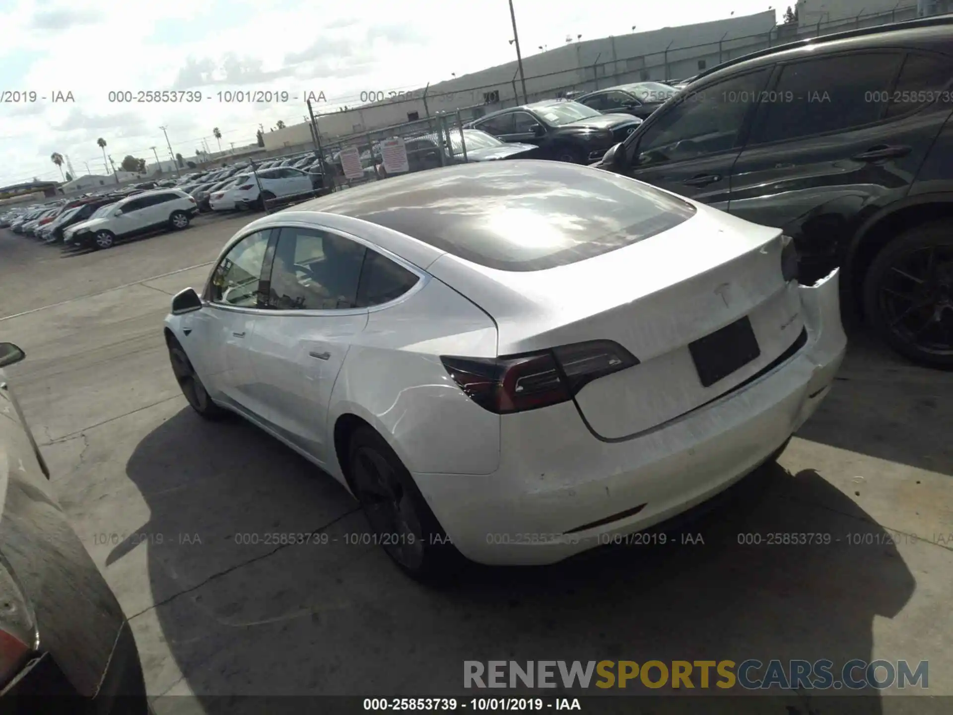 3 Photograph of a damaged car 5YJ3E1EB4KF388059 TESLA MODEL 3 2019