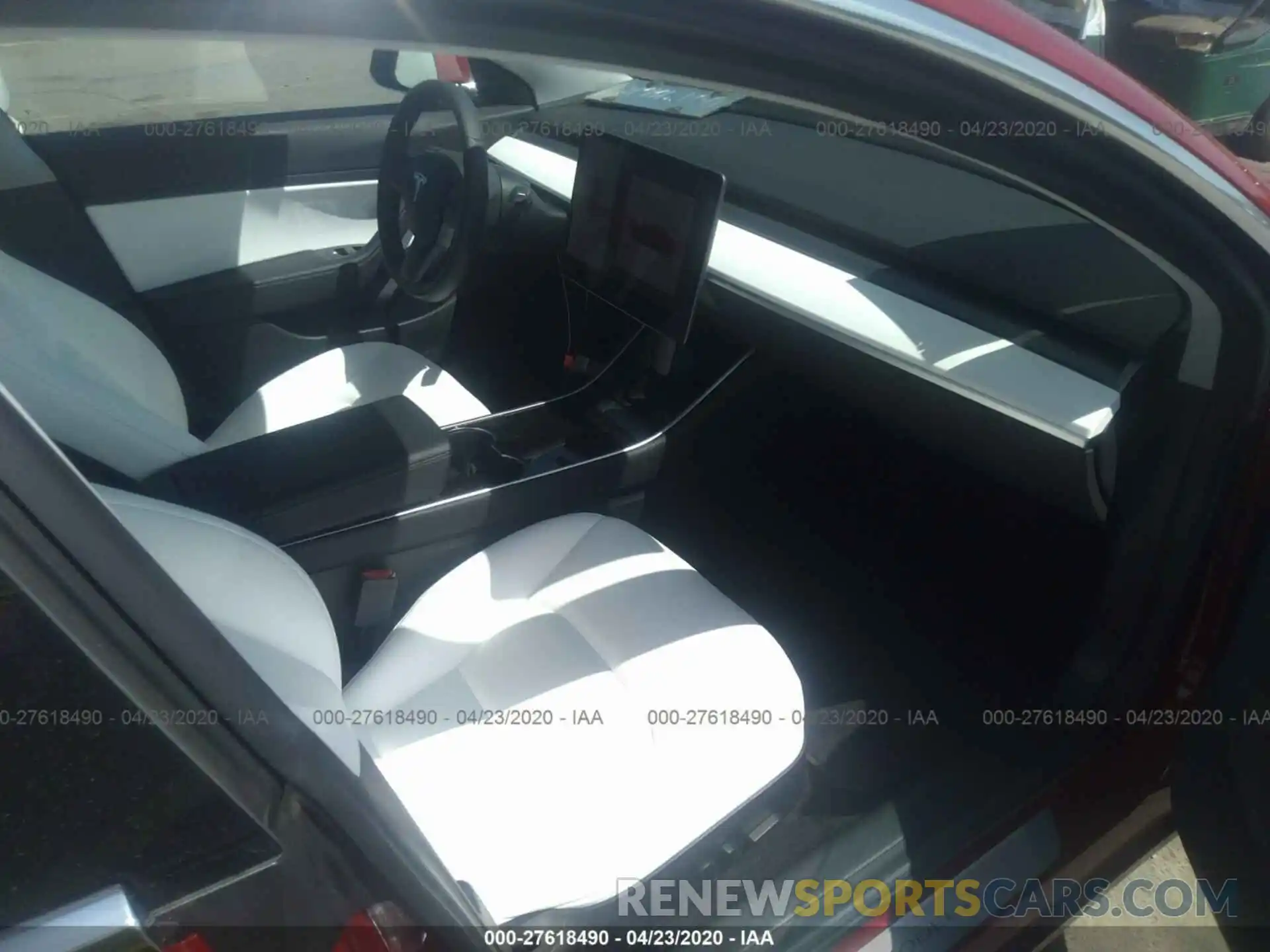 5 Photograph of a damaged car 5YJ3E1EB4KF391897 TESLA MODEL 3 2019