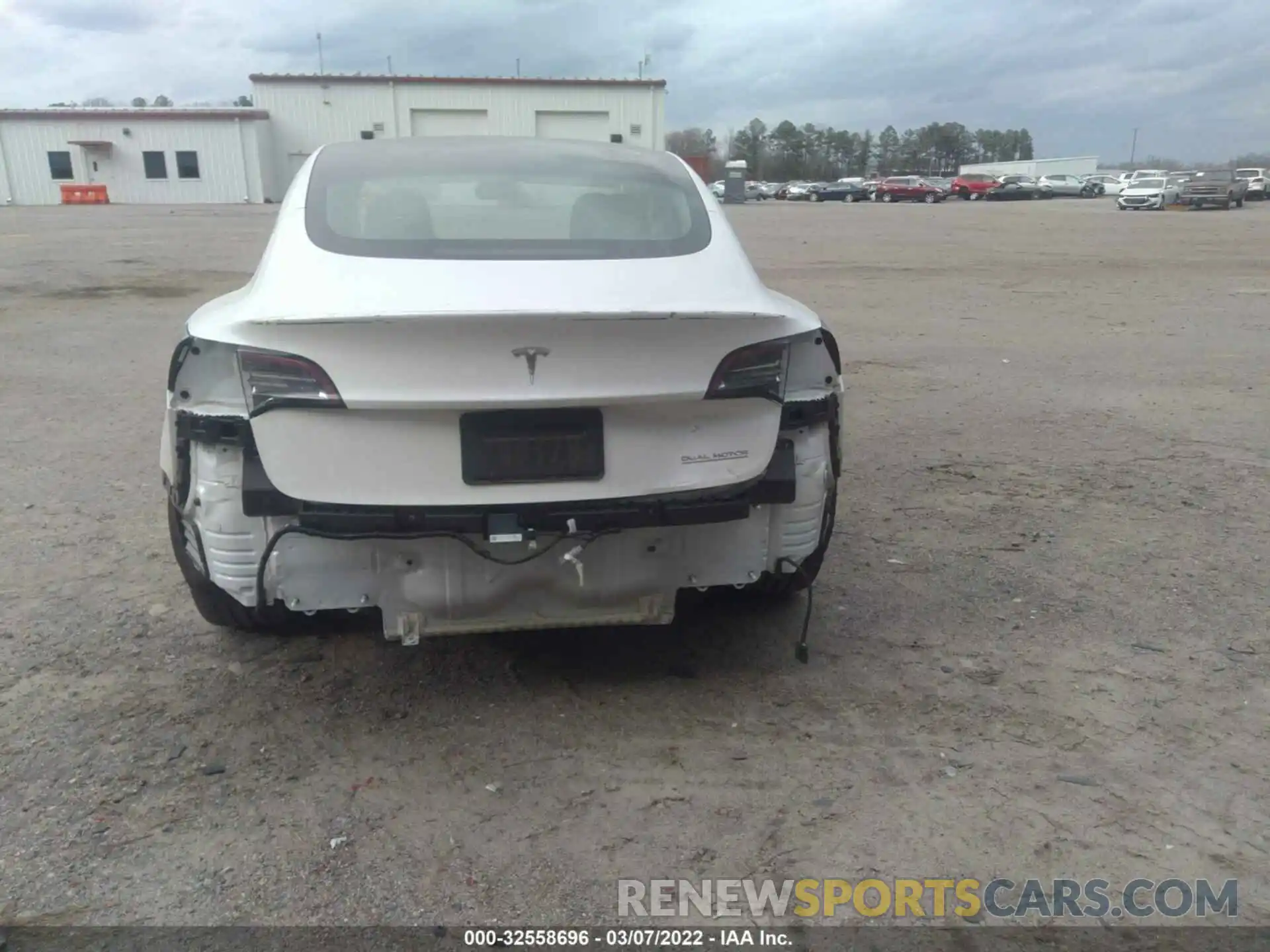 6 Photograph of a damaged car 5YJ3E1EB4KF407337 TESLA MODEL 3 2019