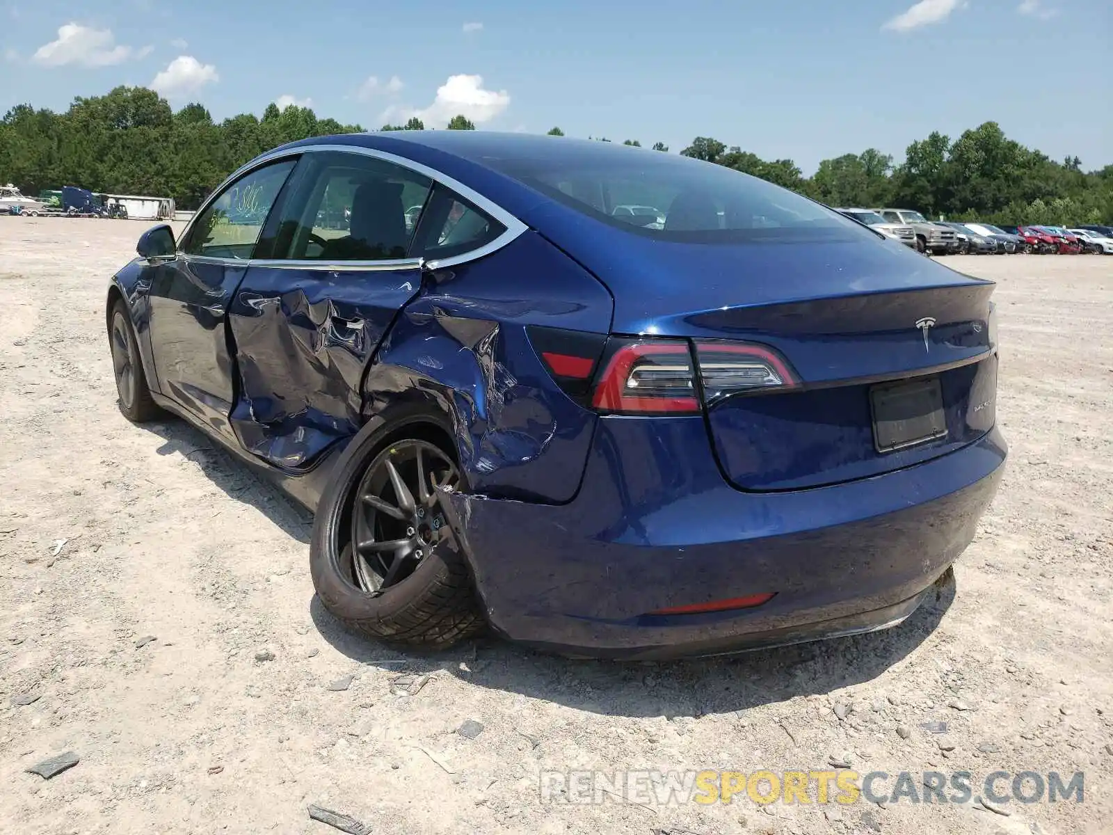 3 Photograph of a damaged car 5YJ3E1EB4KF408262 TESLA MODEL 3 2019