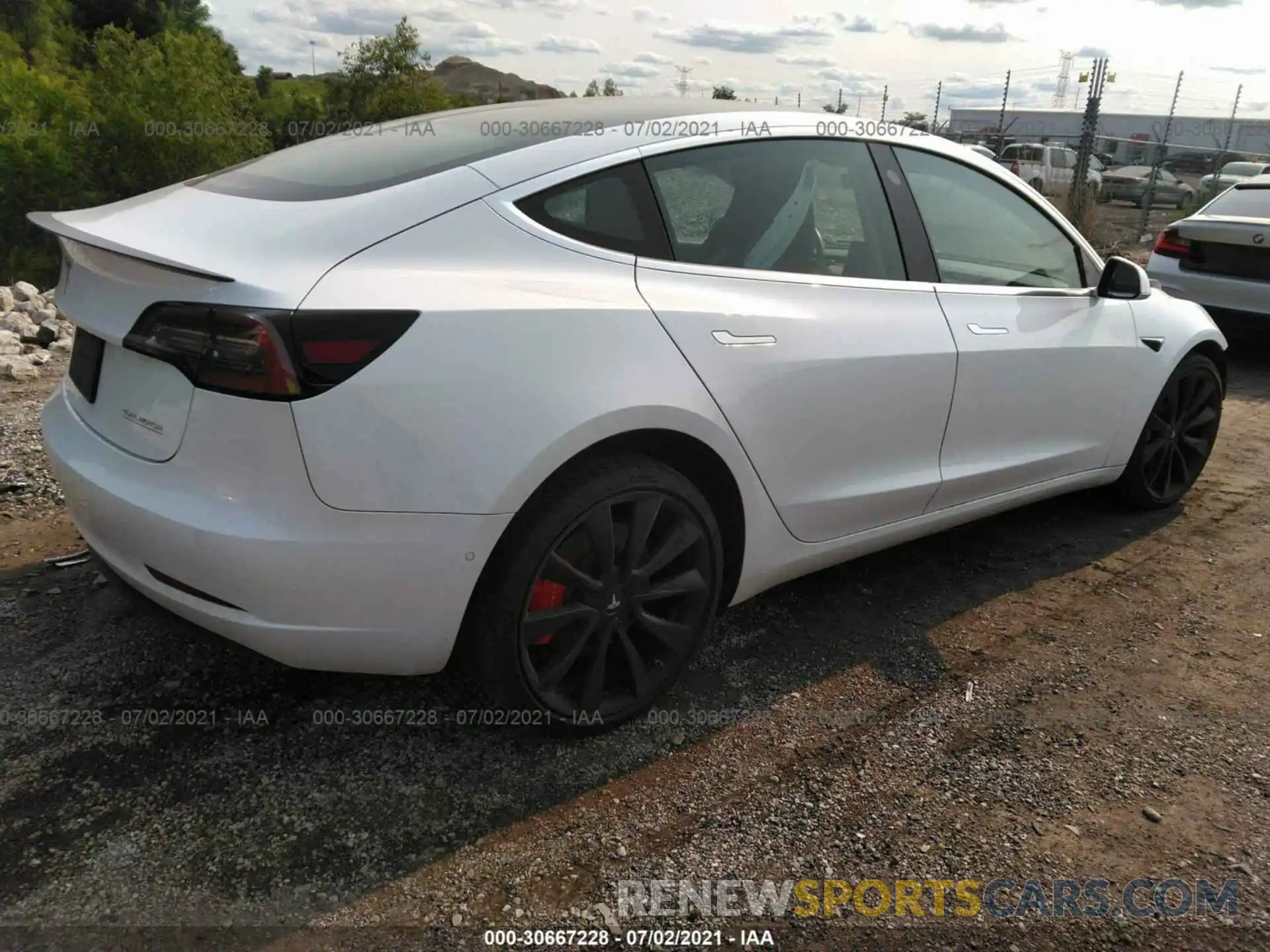 4 Photograph of a damaged car 5YJ3E1EB4KF419942 TESLA MODEL 3 2019