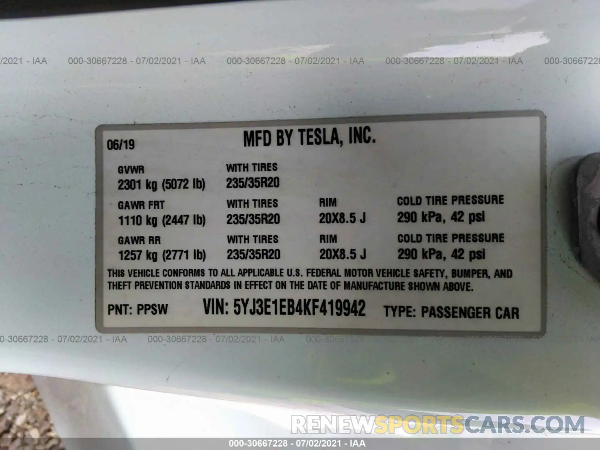 9 Фотография поврежденного автомобиля 5YJ3E1EB4KF419942 TESLA MODEL 3 2019