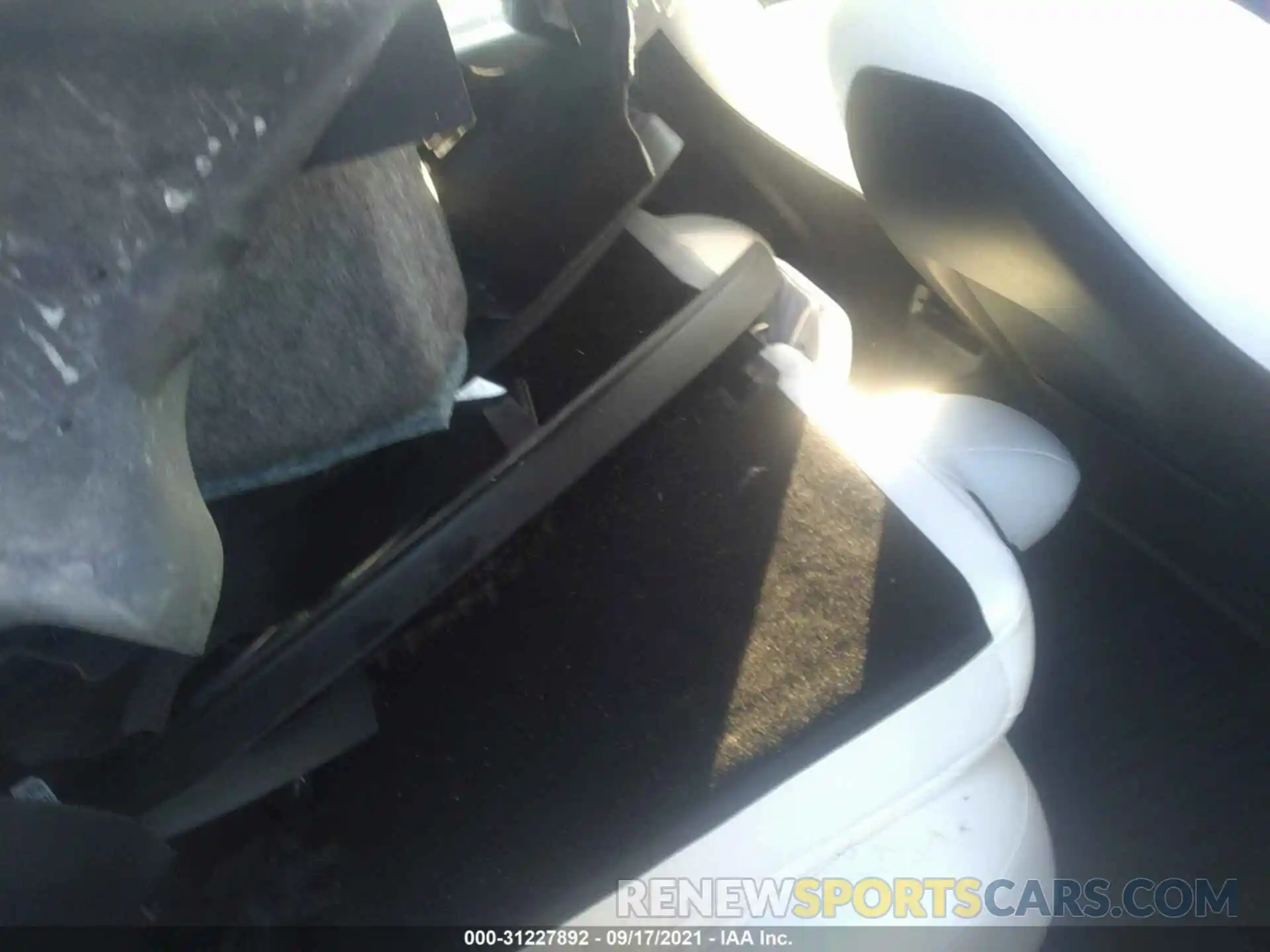 8 Photograph of a damaged car 5YJ3E1EB4KF421416 TESLA MODEL 3 2019