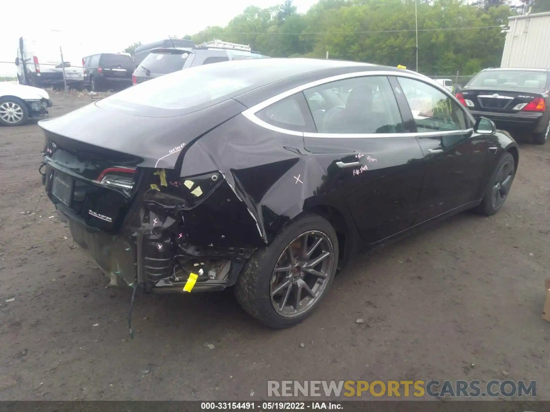 4 Photograph of a damaged car 5YJ3E1EB4KF432240 TESLA MODEL 3 2019