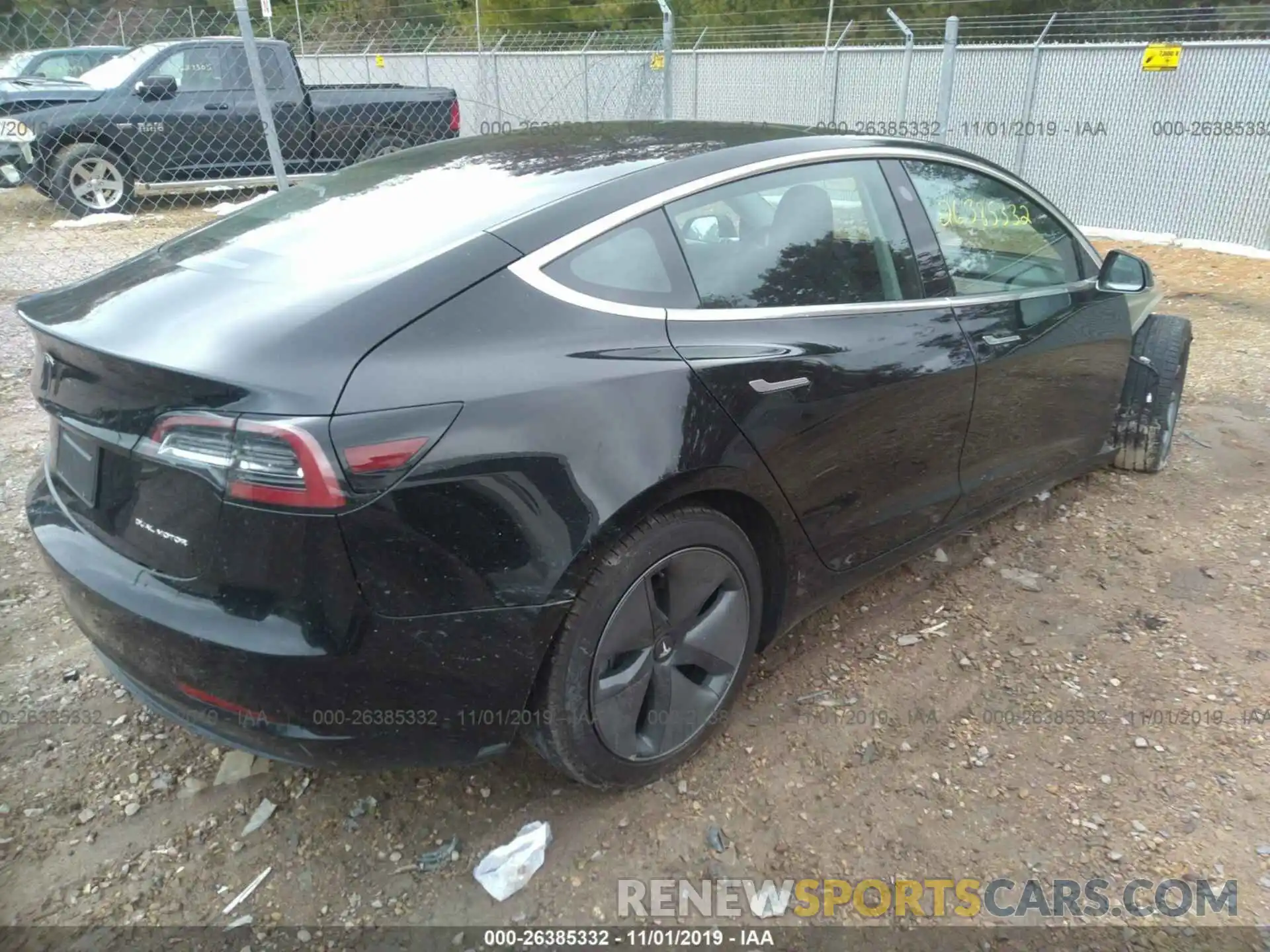 4 Фотография поврежденного автомобиля 5YJ3E1EB4KF432450 TESLA MODEL 3 2019