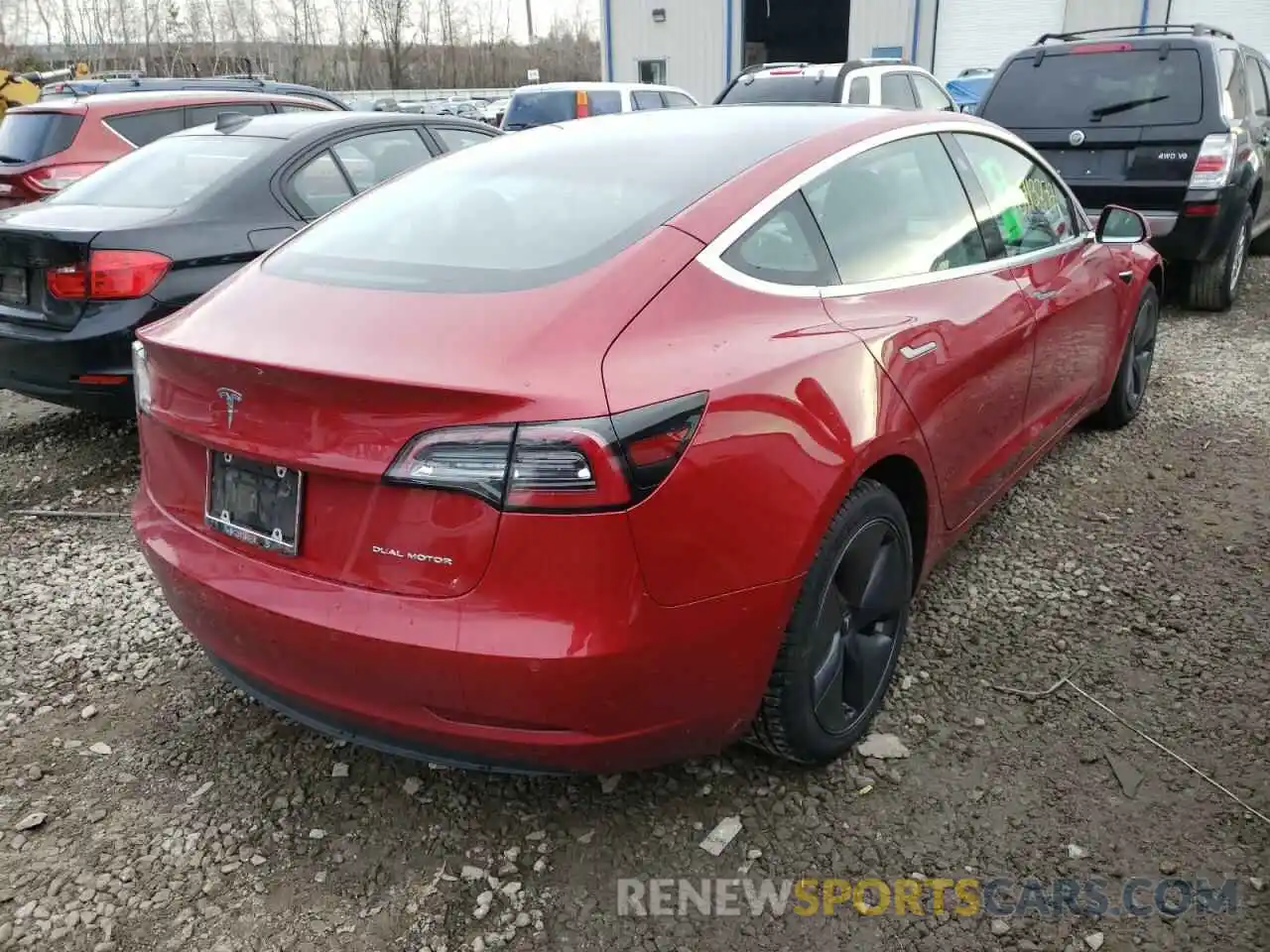 4 Фотография поврежденного автомобиля 5YJ3E1EB4KF452505 TESLA MODEL 3 2019