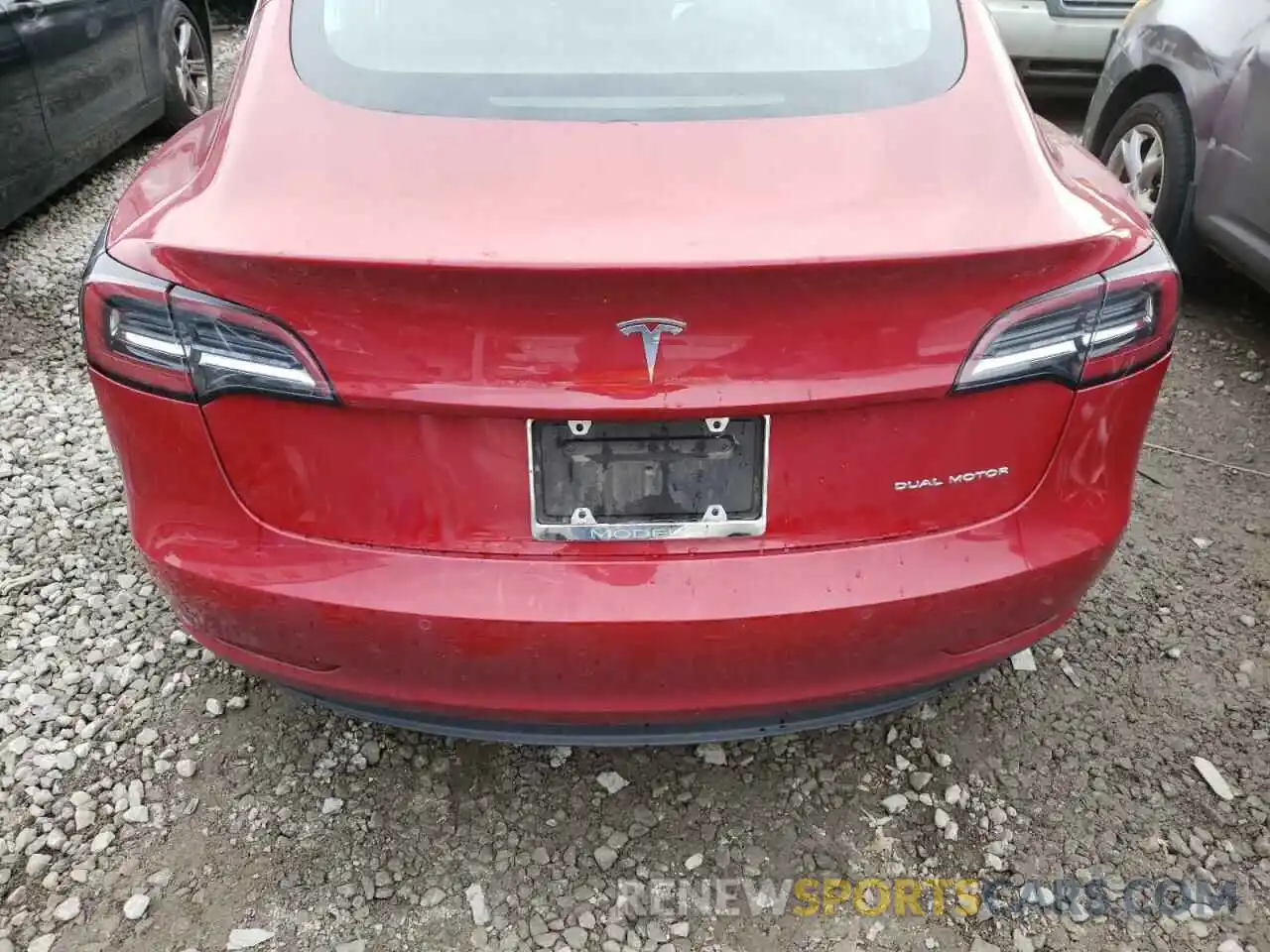 9 Photograph of a damaged car 5YJ3E1EB4KF452505 TESLA MODEL 3 2019