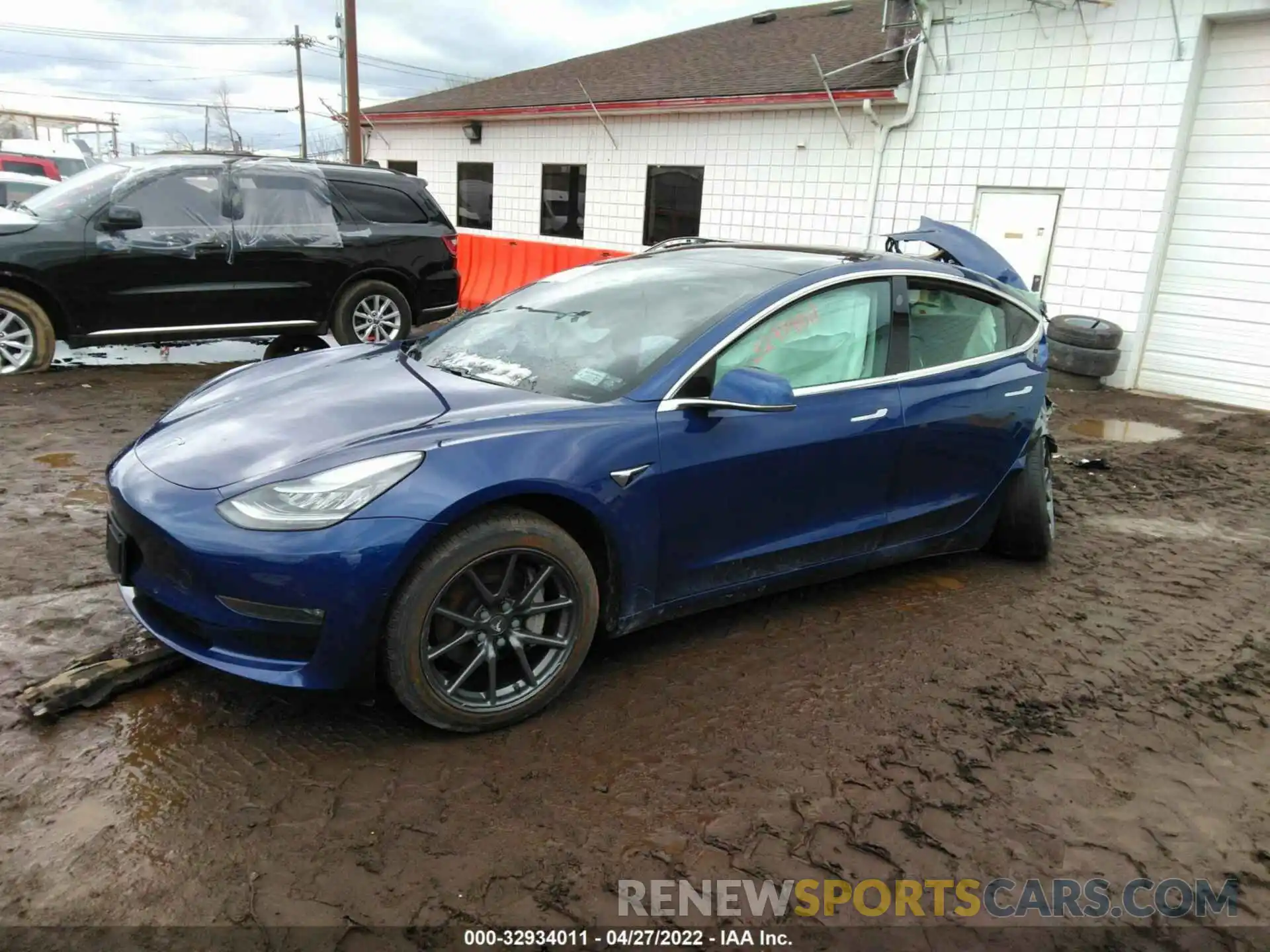 2 Photograph of a damaged car 5YJ3E1EB4KF452679 TESLA MODEL 3 2019