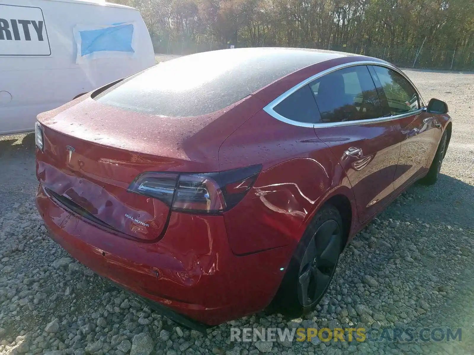 4 Photograph of a damaged car 5YJ3E1EB4KF465030 TESLA MODEL 3 2019