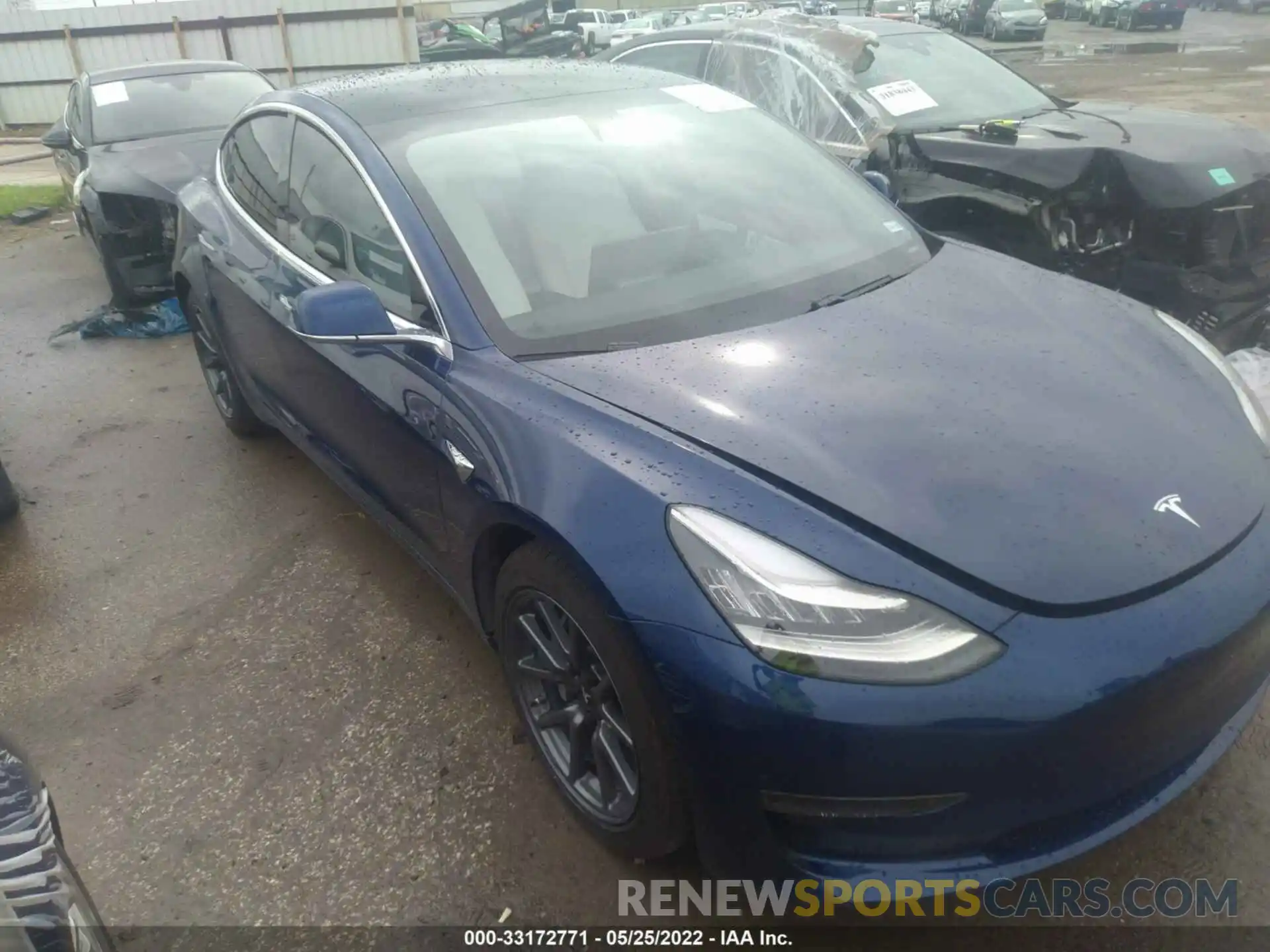 1 Фотография поврежденного автомобиля 5YJ3E1EB4KF477503 TESLA MODEL 3 2019