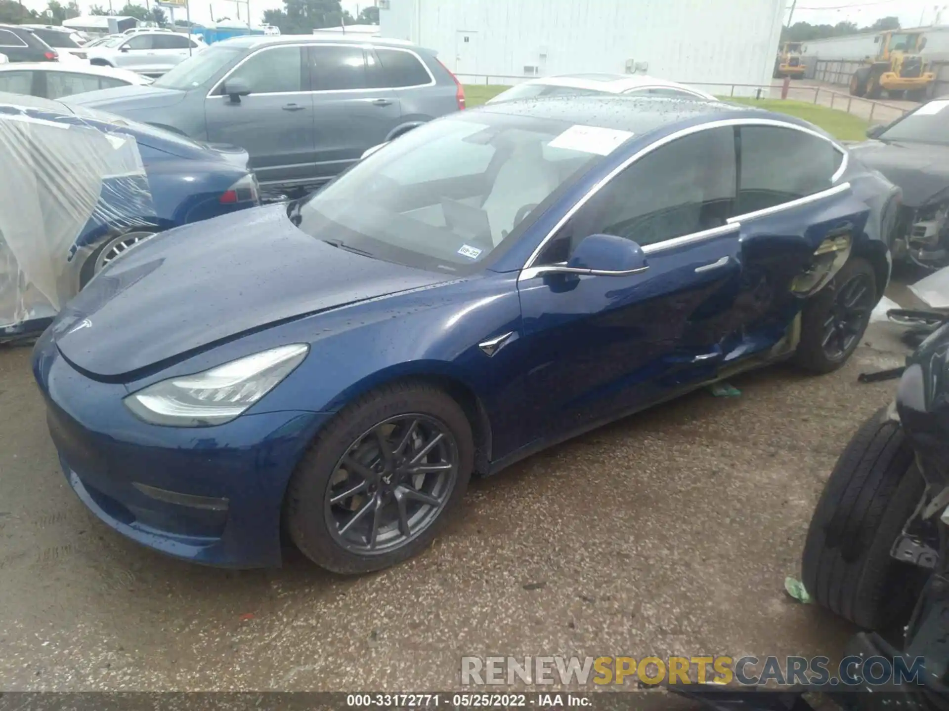 2 Фотография поврежденного автомобиля 5YJ3E1EB4KF477503 TESLA MODEL 3 2019