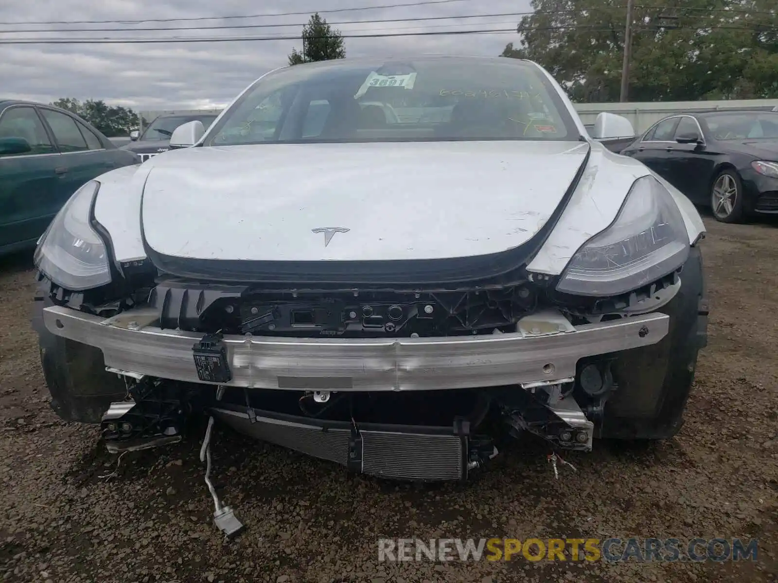 9 Photograph of a damaged car 5YJ3E1EB4KF481518 TESLA MODEL 3 2019