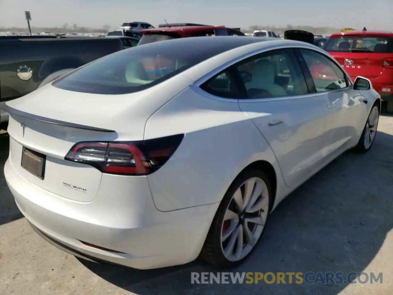 4 Photograph of a damaged car 5YJ3E1EB4KF487349 TESLA MODEL 3 2019