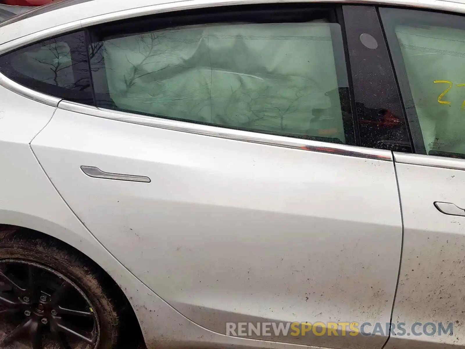 6 Photograph of a damaged car 5YJ3E1EB4KF510614 TESLA MODEL 3 2019