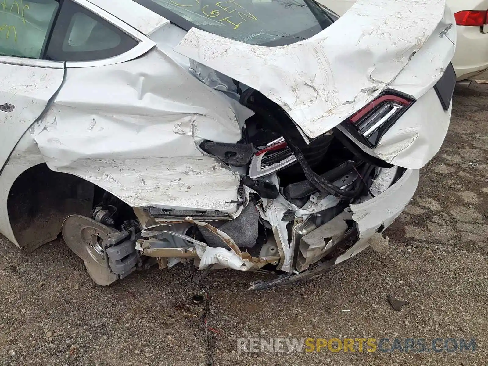 9 Photograph of a damaged car 5YJ3E1EB4KF510614 TESLA MODEL 3 2019