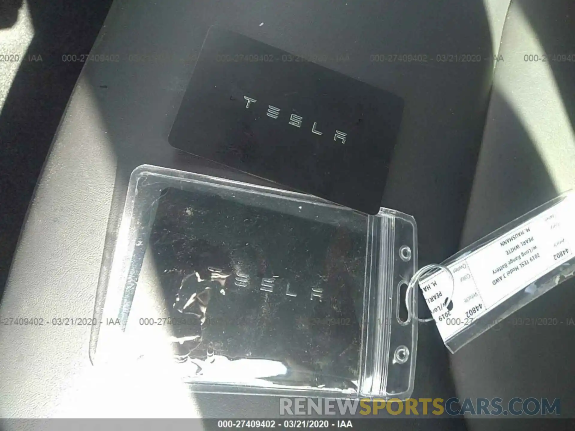 11 Photograph of a damaged car 5YJ3E1EB4KF514128 TESLA MODEL 3 2019