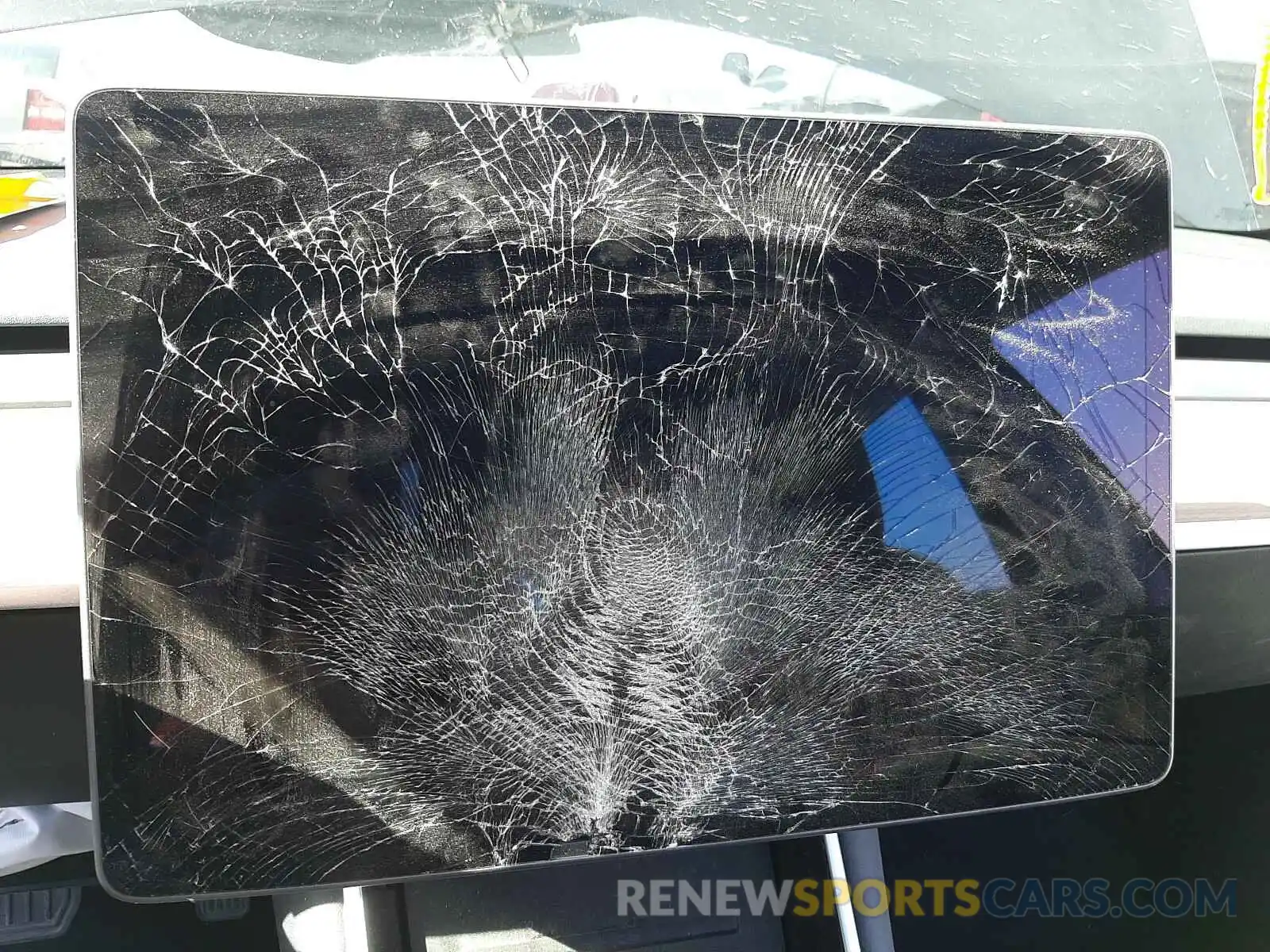 8 Photograph of a damaged car 5YJ3E1EB4KF543127 TESLA MODEL 3 2019