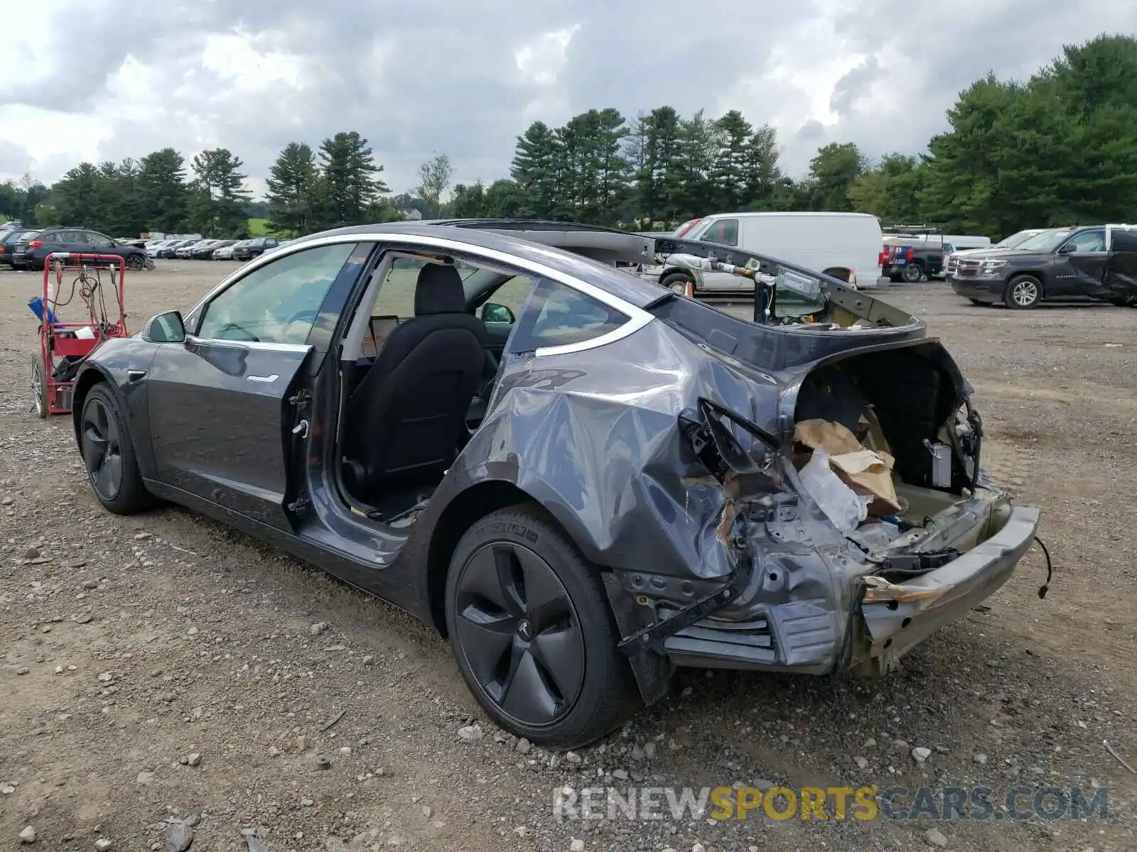 3 Photograph of a damaged car 5YJ3E1EB5KF191742 TESLA MODEL 3 2019