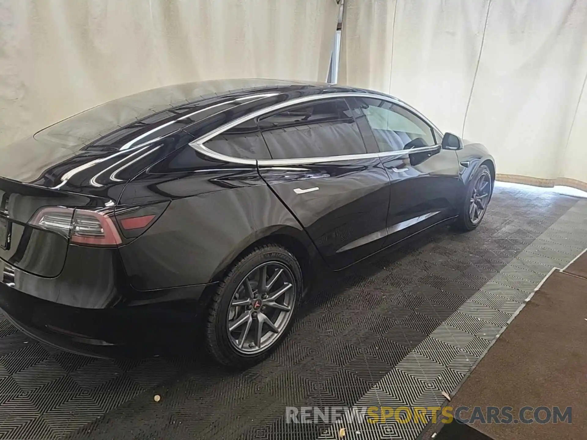 10 Photograph of a damaged car 5YJ3E1EB5KF193412 TESLA MODEL 3 2019