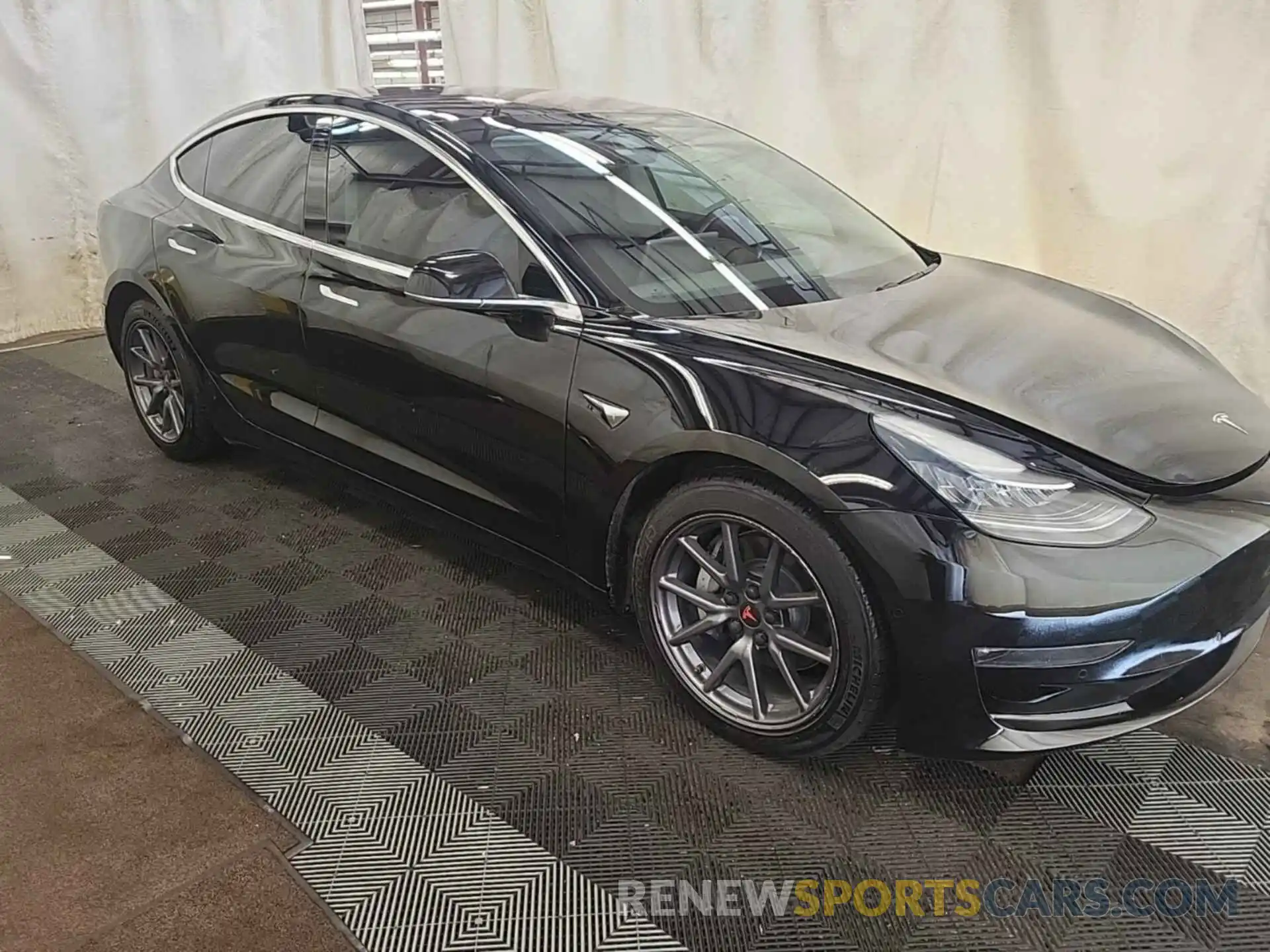 20 Photograph of a damaged car 5YJ3E1EB5KF193412 TESLA MODEL 3 2019