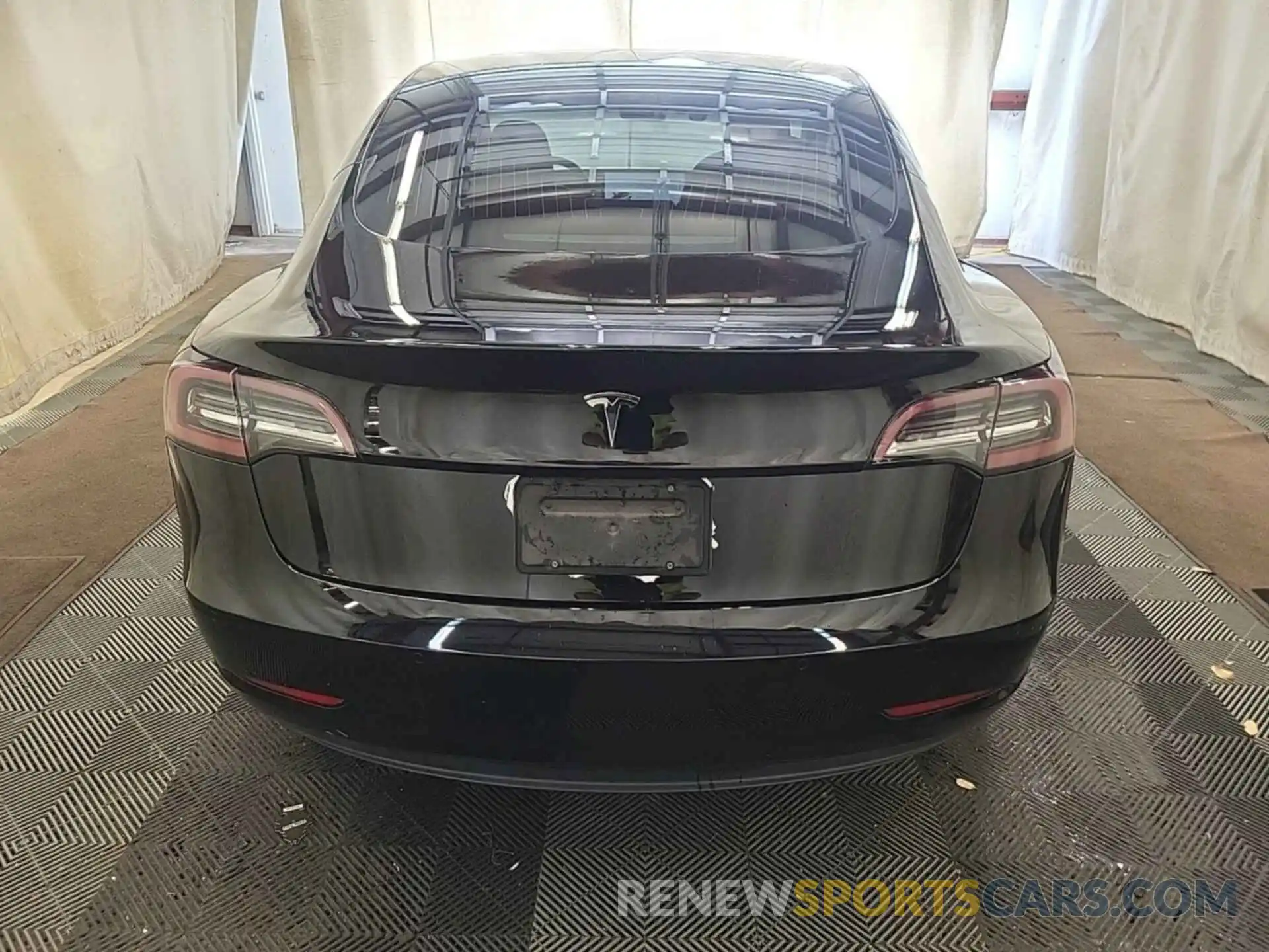 21 Photograph of a damaged car 5YJ3E1EB5KF193412 TESLA MODEL 3 2019