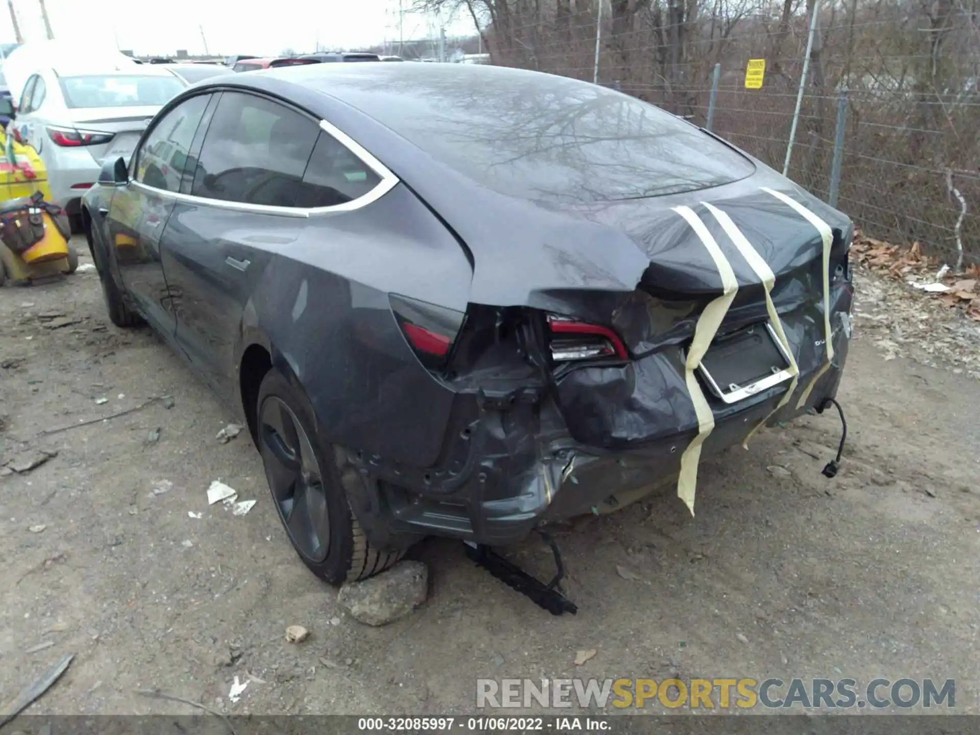 6 Photograph of a damaged car 5YJ3E1EB5KF195287 TESLA MODEL 3 2019