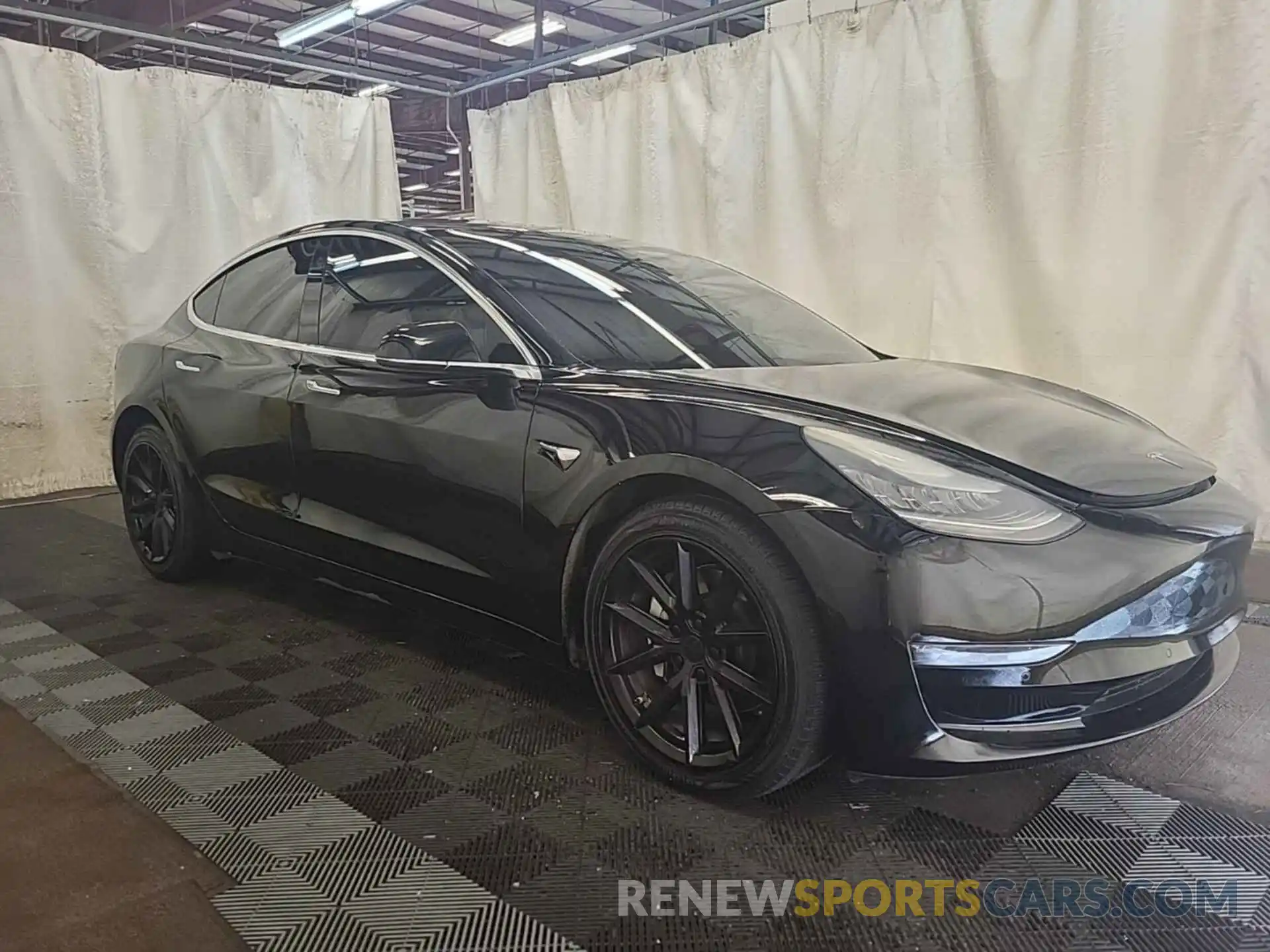 25 Photograph of a damaged car 5YJ3E1EB5KF197041 TESLA MODEL 3 2019