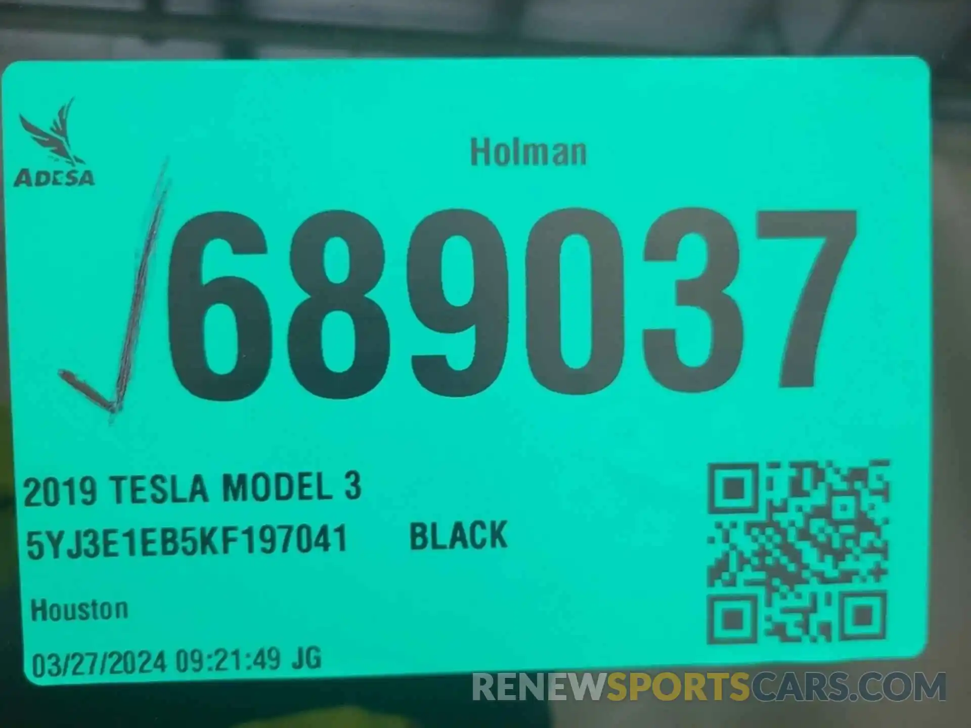 4 Фотография поврежденного автомобиля 5YJ3E1EB5KF197041 TESLA MODEL 3 2019