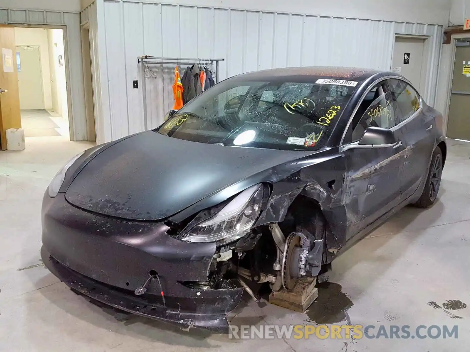 2 Photograph of a damaged car 5YJ3E1EB5KF208572 TESLA MODEL 3 2019