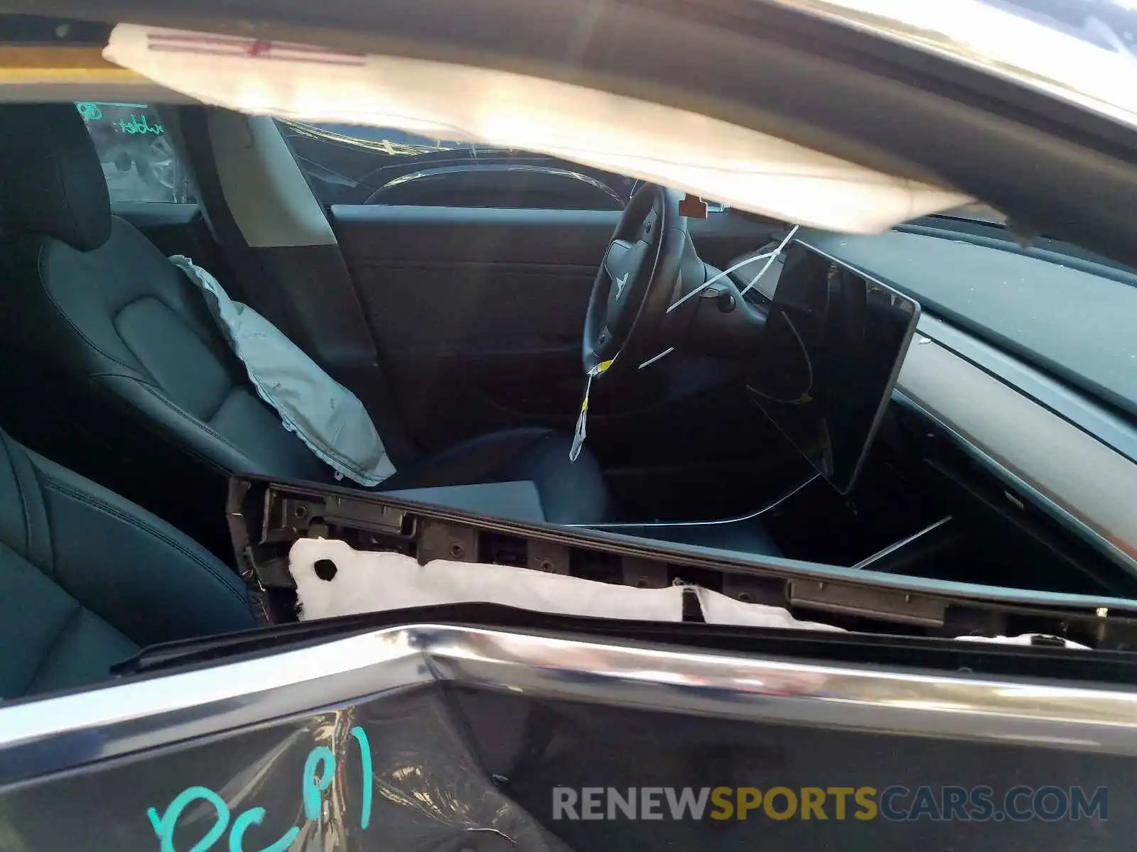 5 Photograph of a damaged car 5YJ3E1EB5KF209690 TESLA MODEL 3 2019