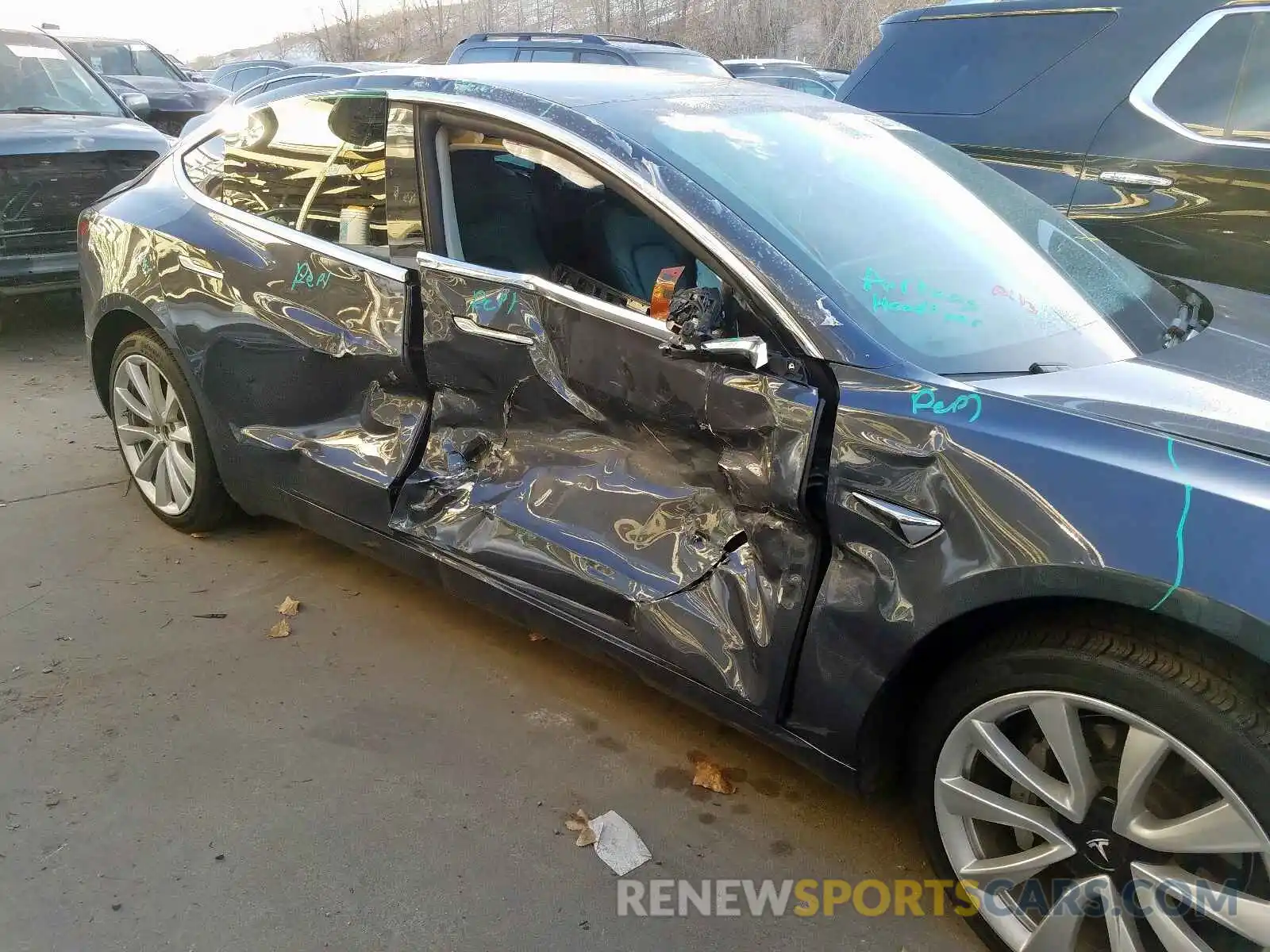 9 Photograph of a damaged car 5YJ3E1EB5KF209690 TESLA MODEL 3 2019