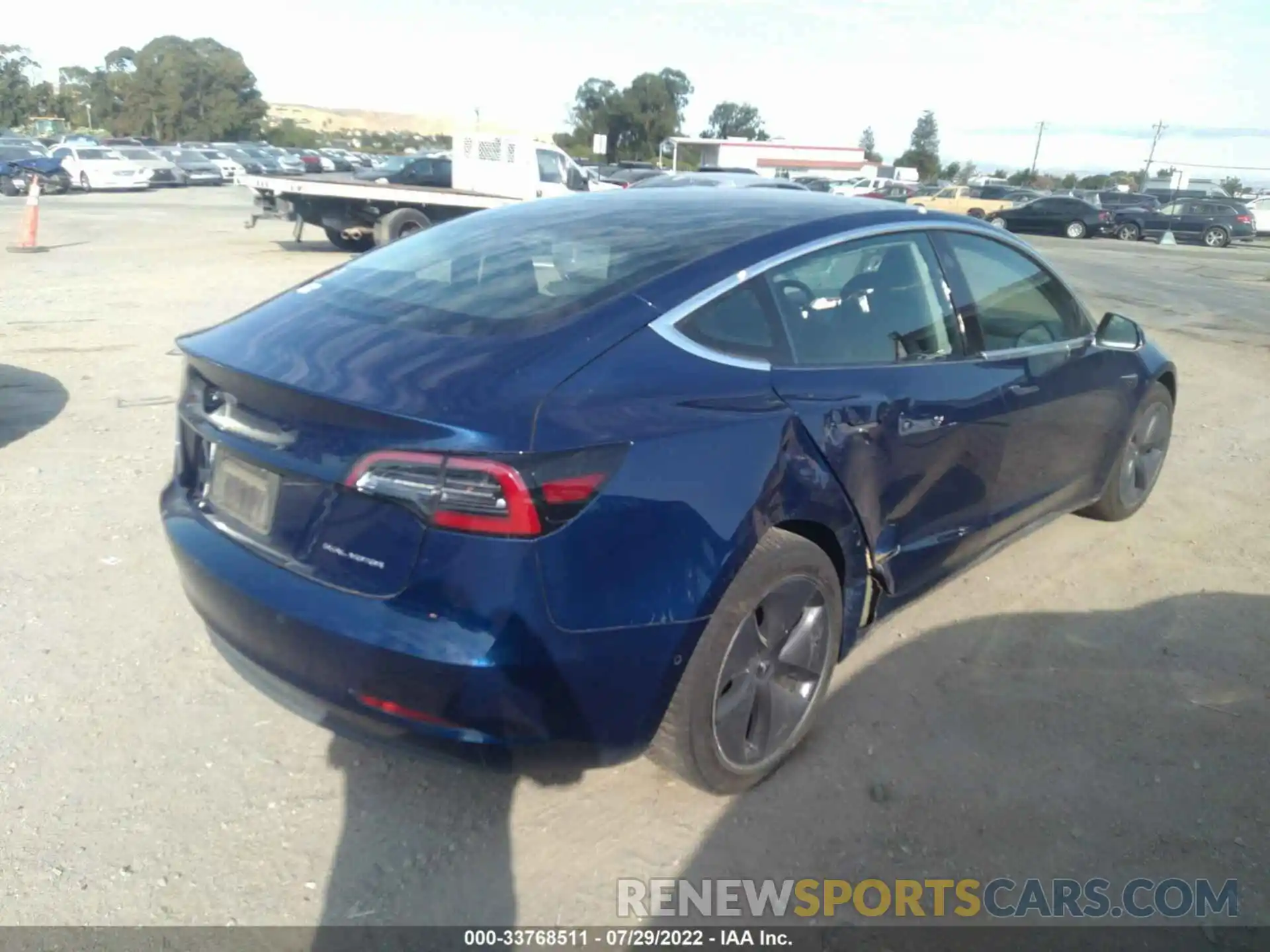 4 Photograph of a damaged car 5YJ3E1EB5KF211049 TESLA MODEL 3 2019