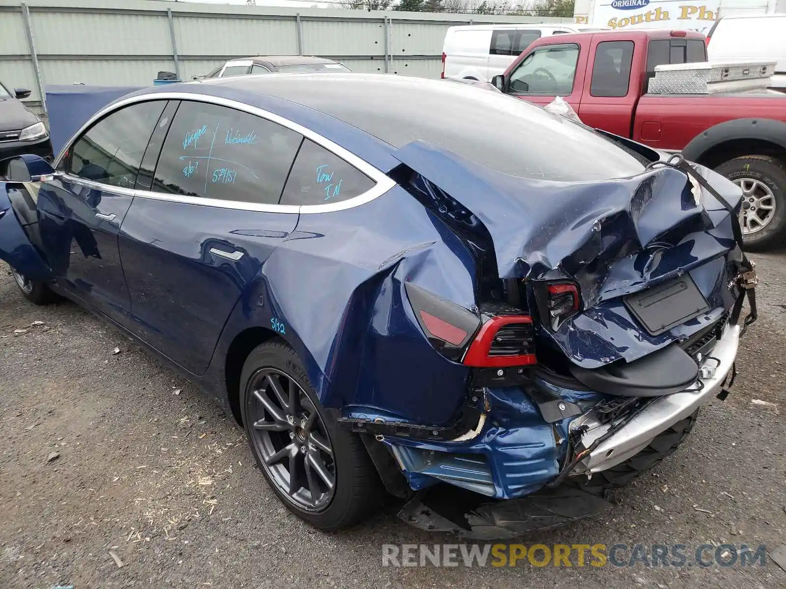 3 Photograph of a damaged car 5YJ3E1EB5KF359458 TESLA MODEL 3 2019