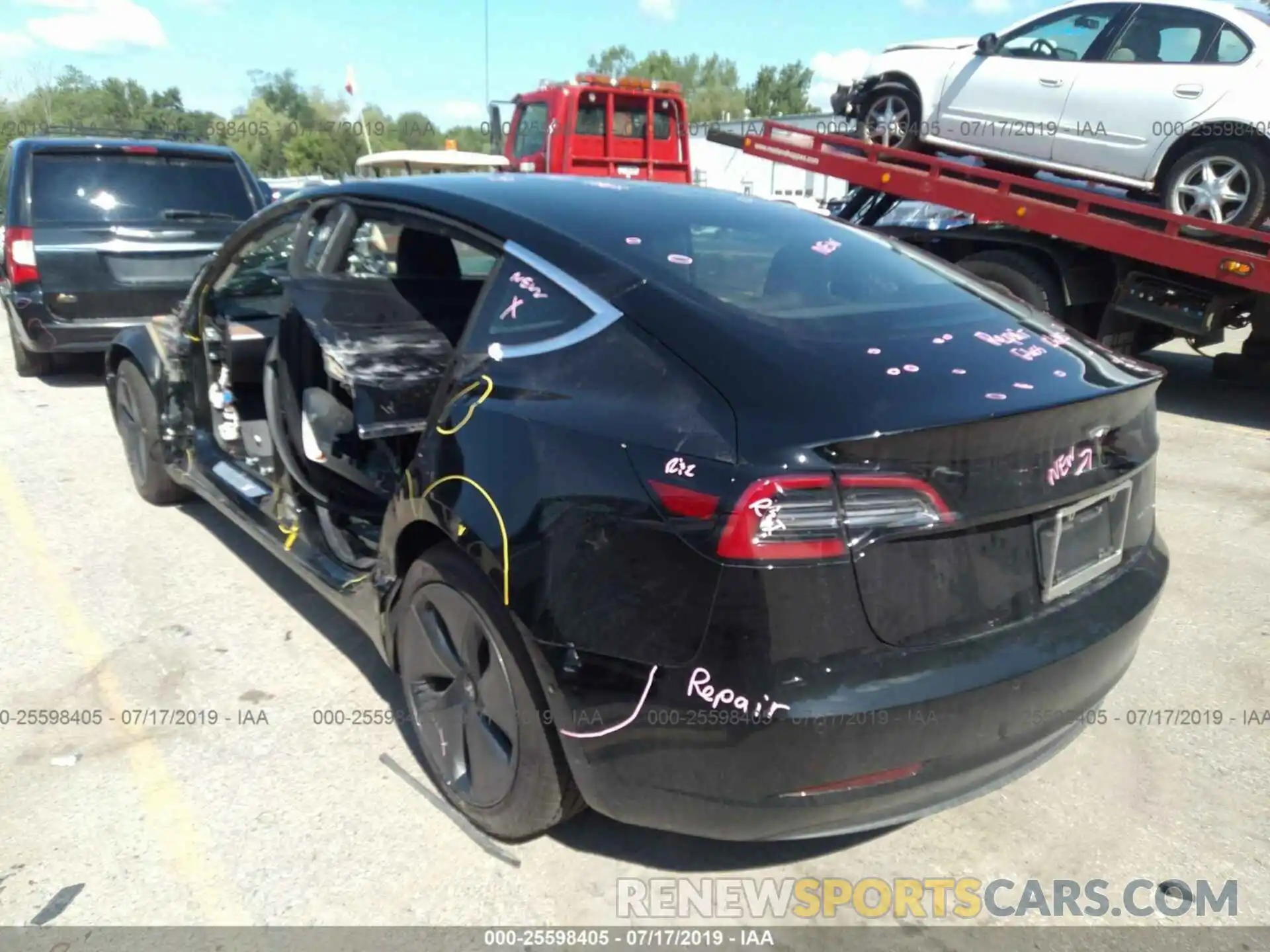 3 Photograph of a damaged car 5YJ3E1EB5KF384215 TESLA MODEL 3 2019