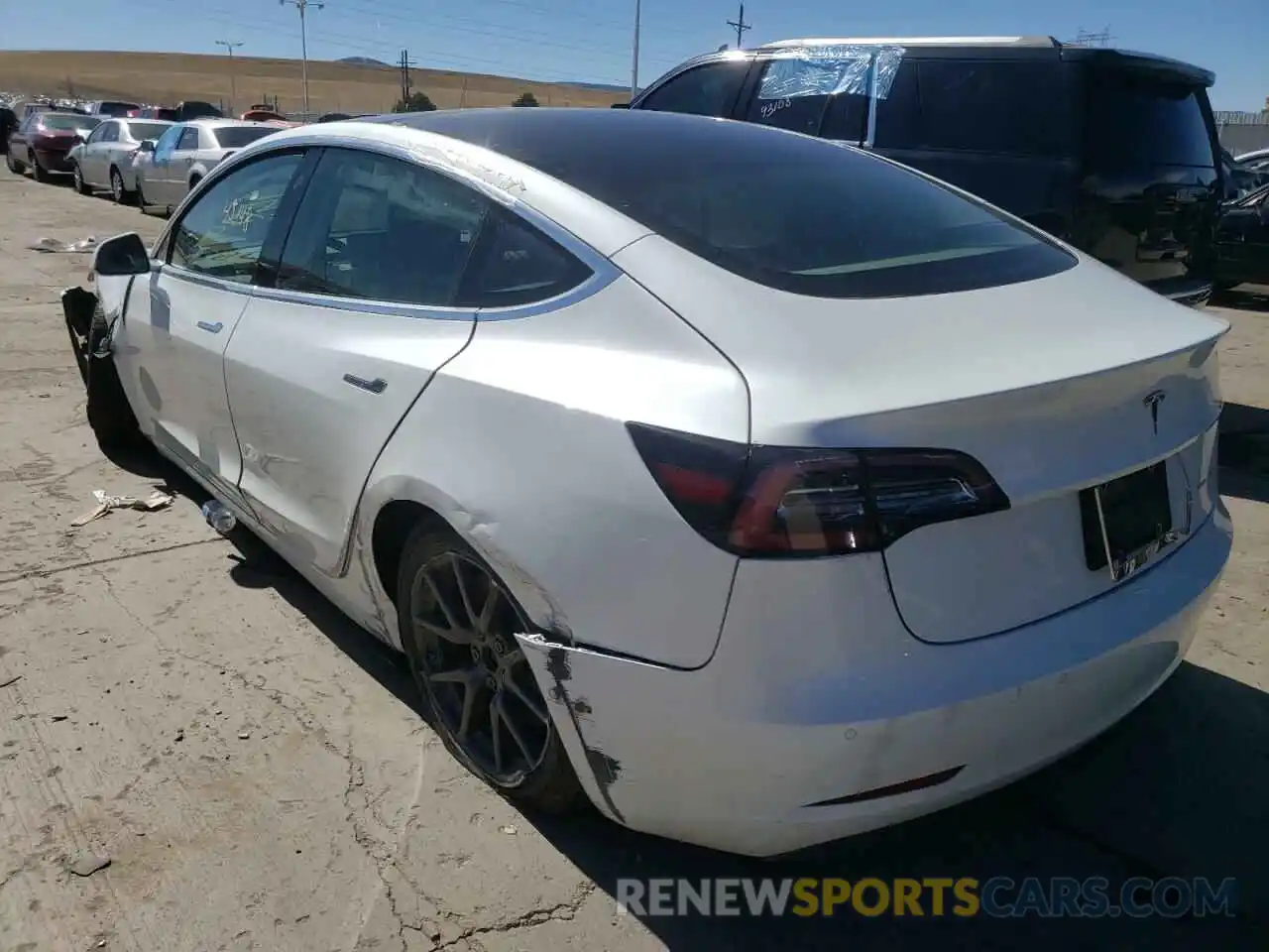 3 Photograph of a damaged car 5YJ3E1EB5KF387924 TESLA MODEL 3 2019