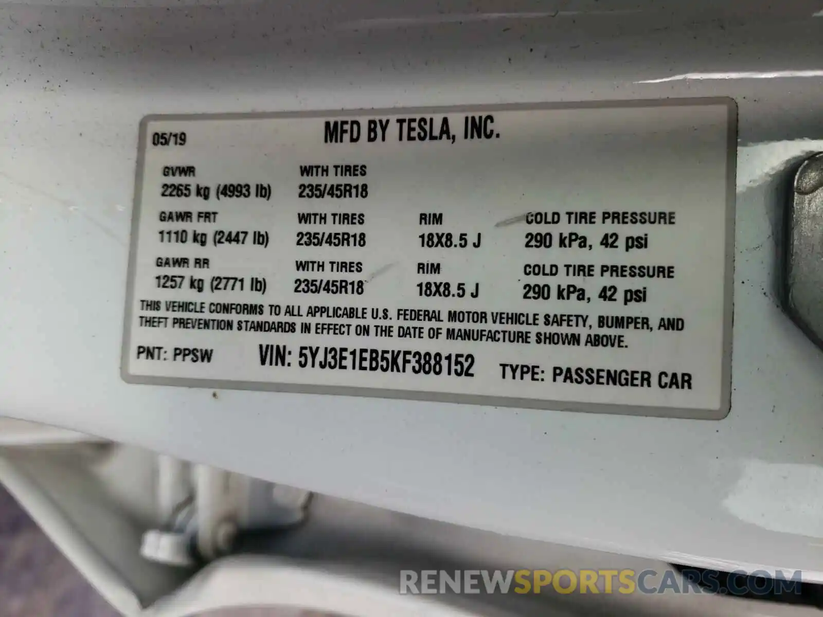 10 Photograph of a damaged car 5YJ3E1EB5KF388152 TESLA MODEL 3 2019