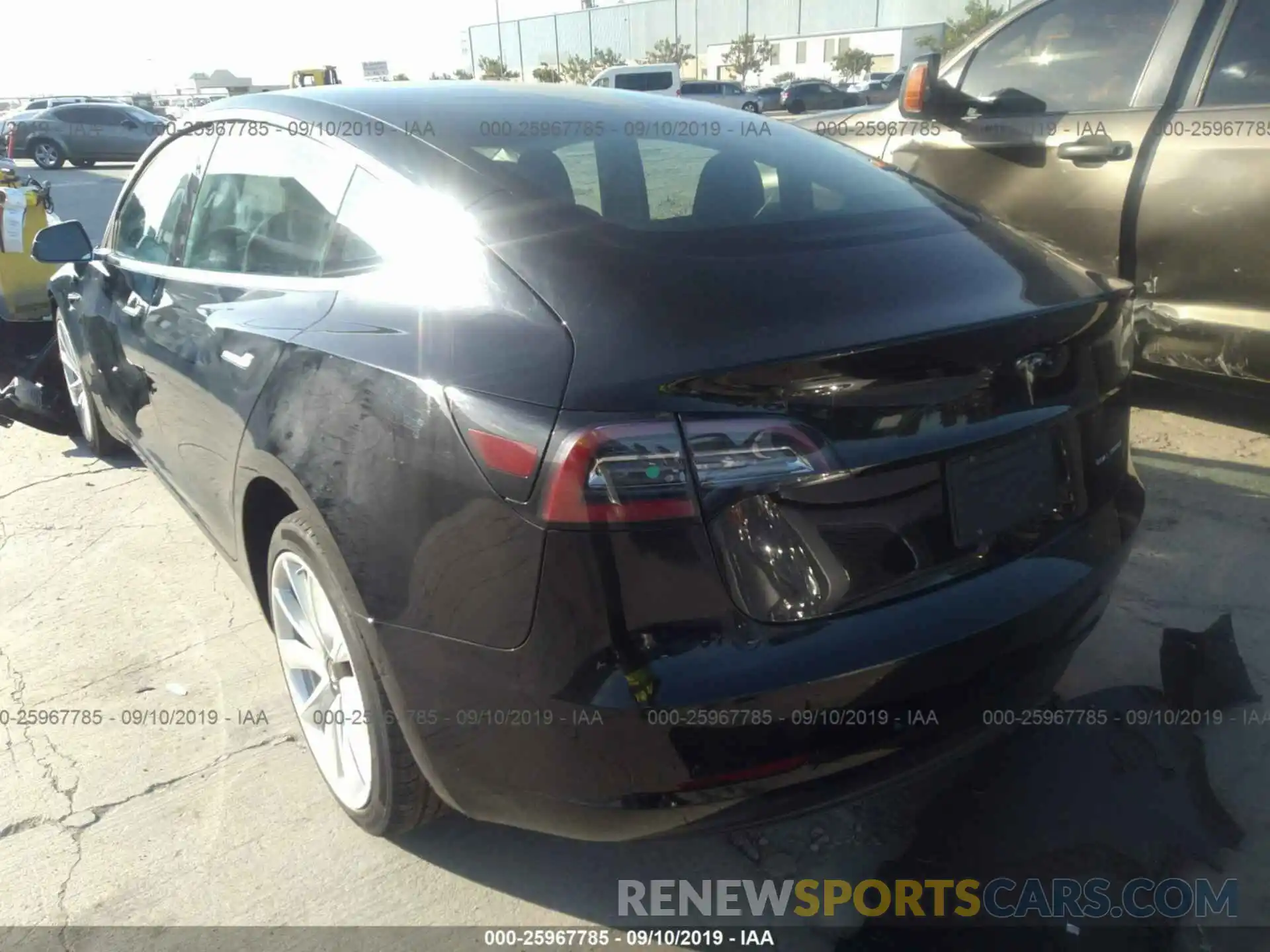 3 Photograph of a damaged car 5YJ3E1EB5KF389303 TESLA MODEL 3 2019