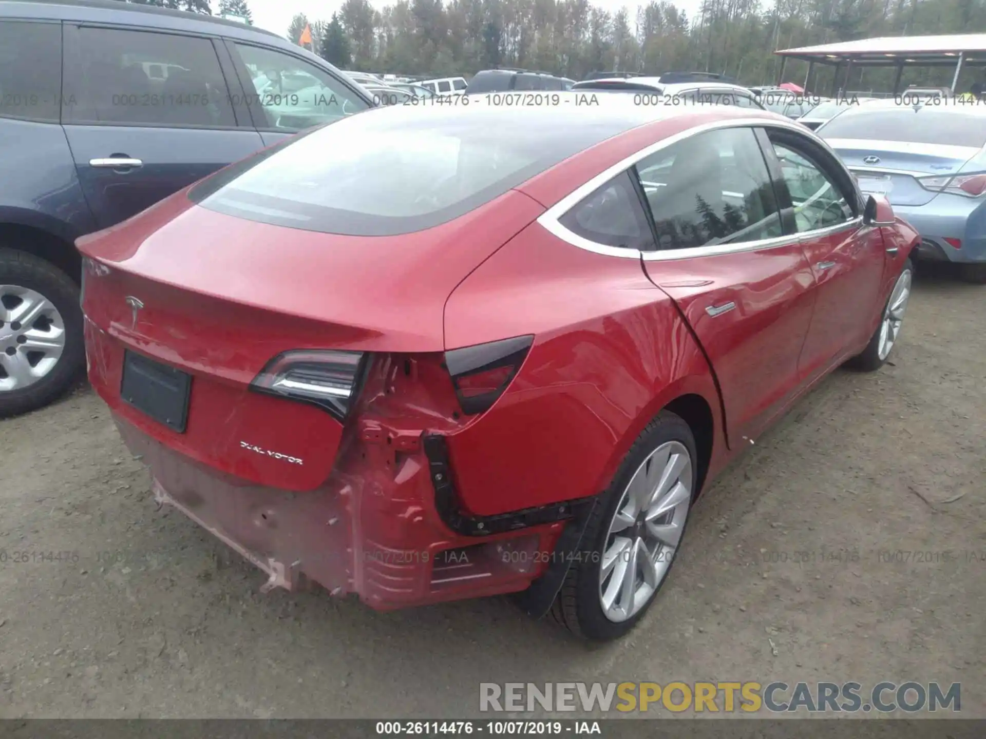 4 Photograph of a damaged car 5YJ3E1EB5KF389382 TESLA MODEL 3 2019