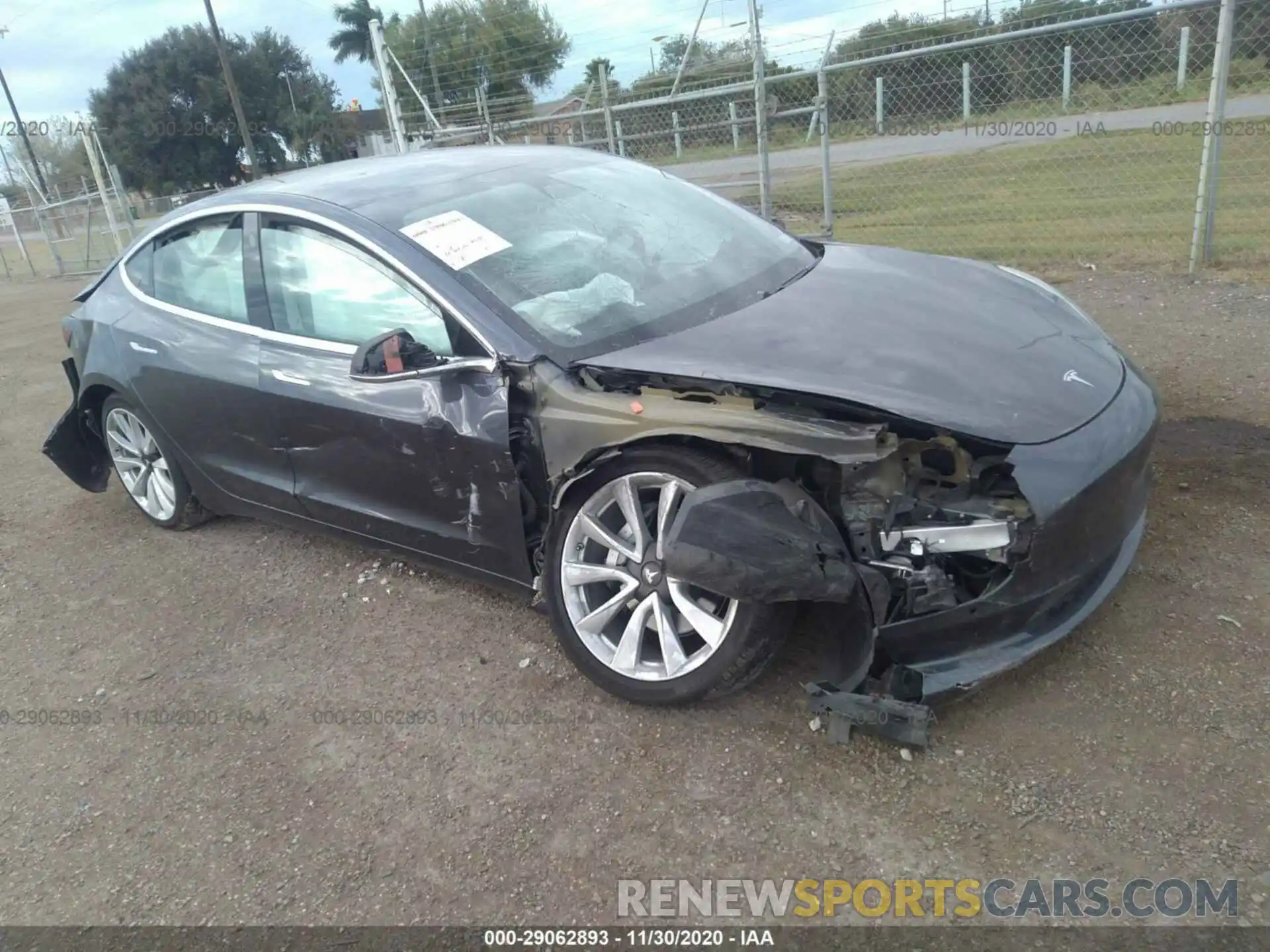 1 Photograph of a damaged car 5YJ3E1EB5KF390323 TESLA MODEL 3 2019