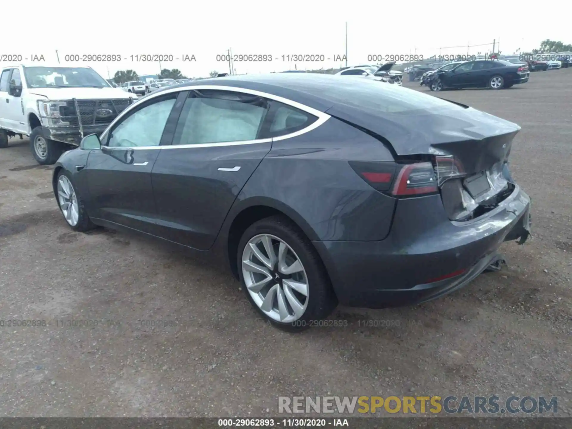 3 Фотография поврежденного автомобиля 5YJ3E1EB5KF390323 TESLA MODEL 3 2019