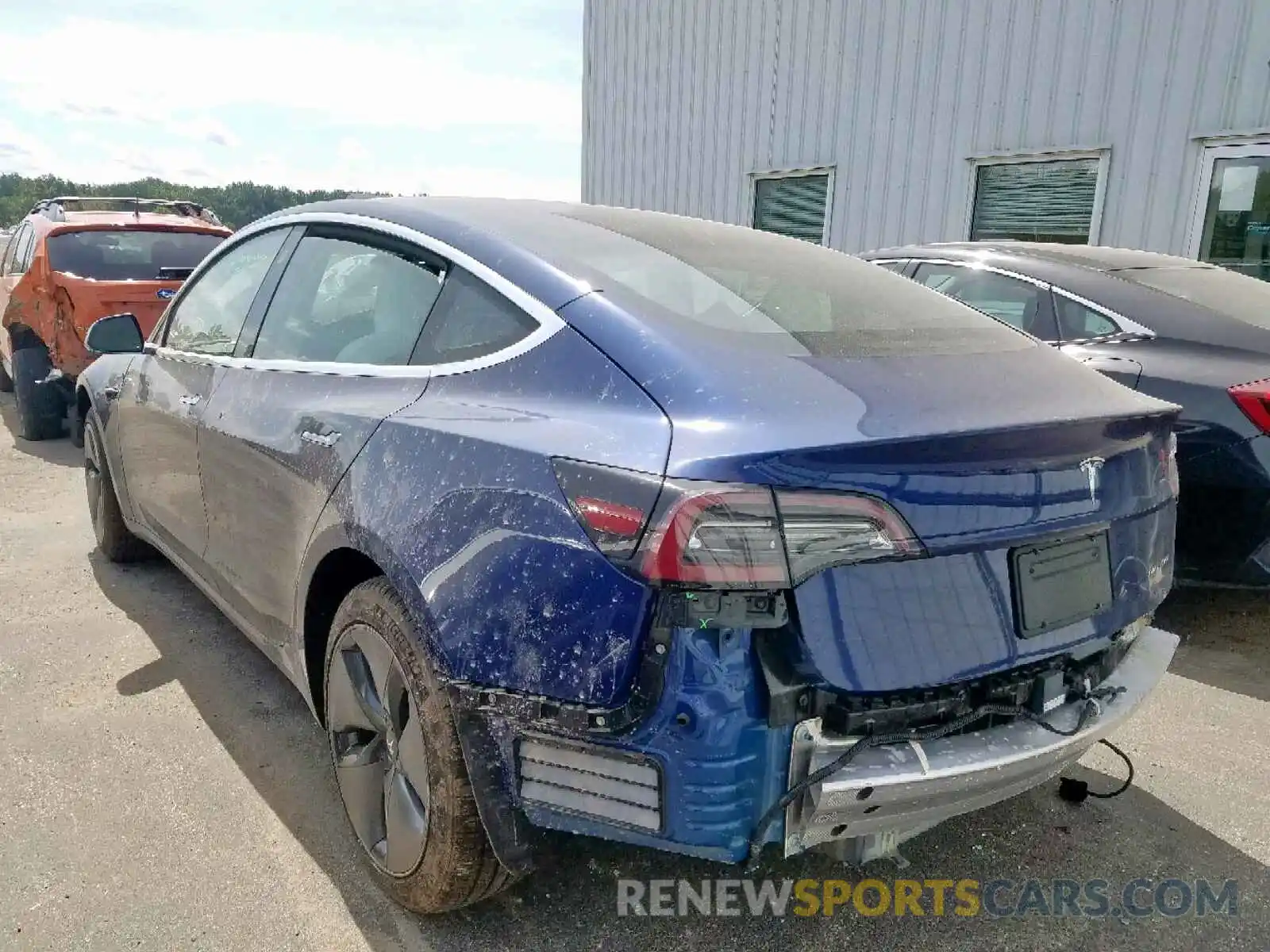 3 Photograph of a damaged car 5YJ3E1EB5KF391004 TESLA MODEL 3 2019