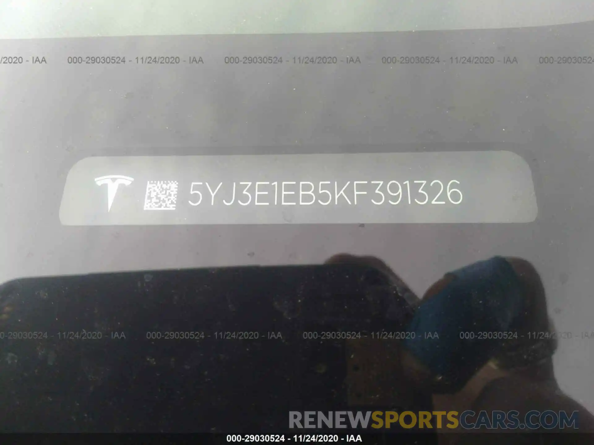 9 Photograph of a damaged car 5YJ3E1EB5KF391326 TESLA MODEL 3 2019