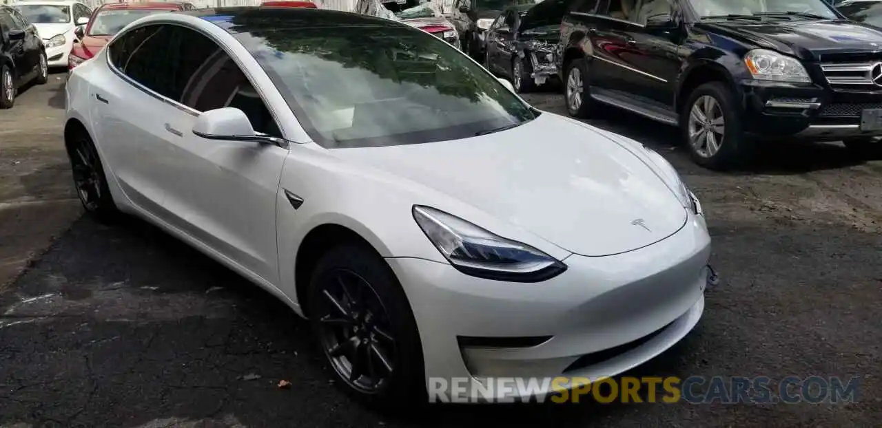 1 Photograph of a damaged car 5YJ3E1EB5KF391343 TESLA MODEL 3 2019