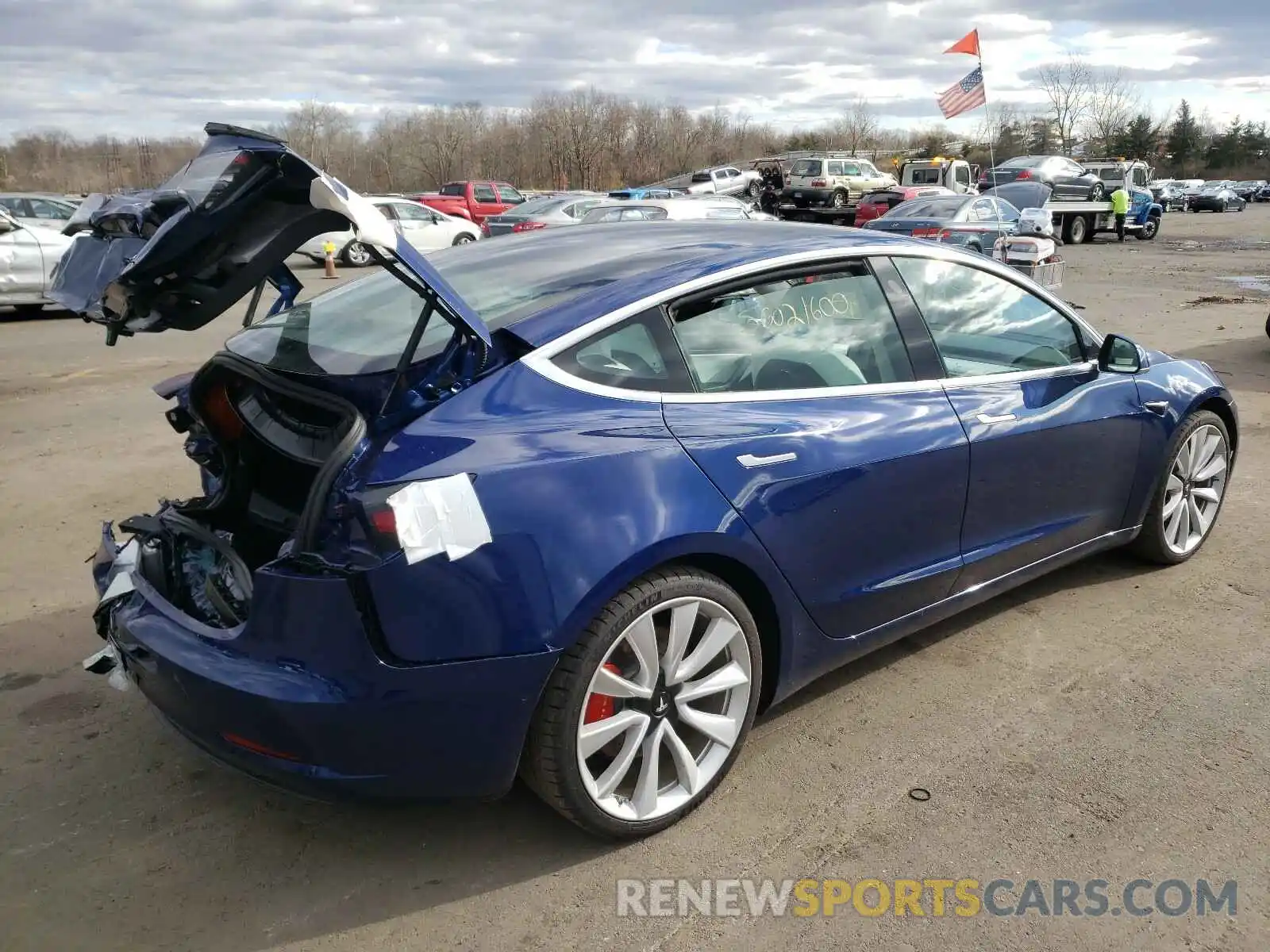 4 Photograph of a damaged car 5YJ3E1EB5KF393576 TESLA MODEL 3 2019