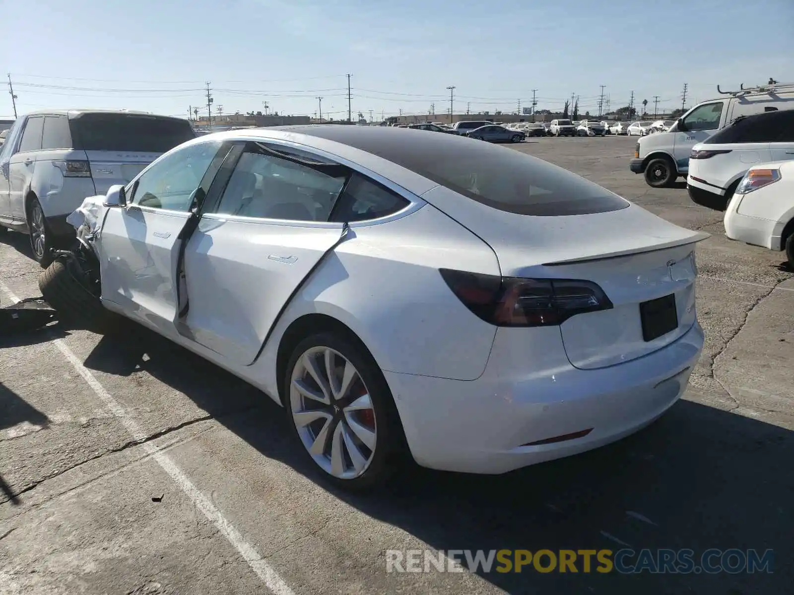 3 Photograph of a damaged car 5YJ3E1EB5KF407086 TESLA MODEL 3 2019