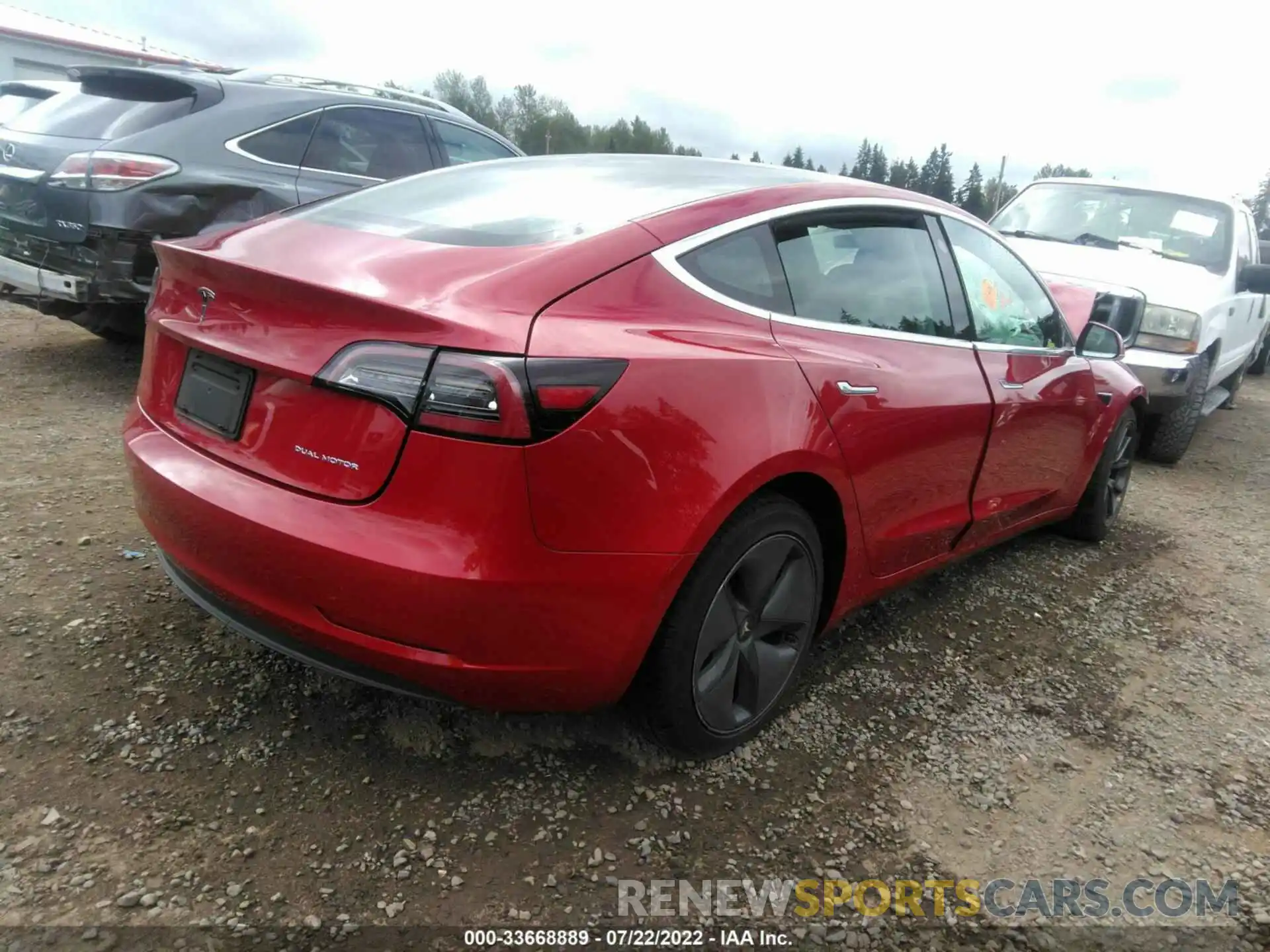 4 Photograph of a damaged car 5YJ3E1EB5KF413339 TESLA MODEL 3 2019