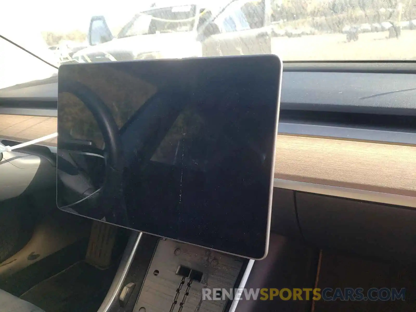 8 Photograph of a damaged car 5YJ3E1EB5KF418203 TESLA MODEL 3 2019