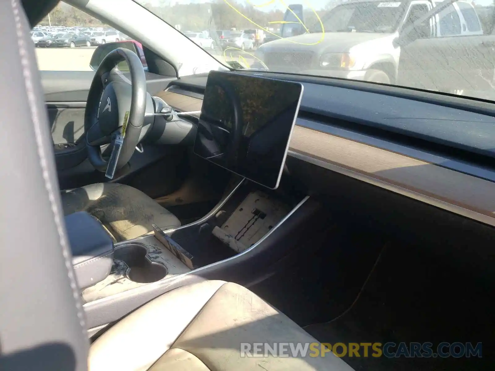 9 Photograph of a damaged car 5YJ3E1EB5KF418203 TESLA MODEL 3 2019